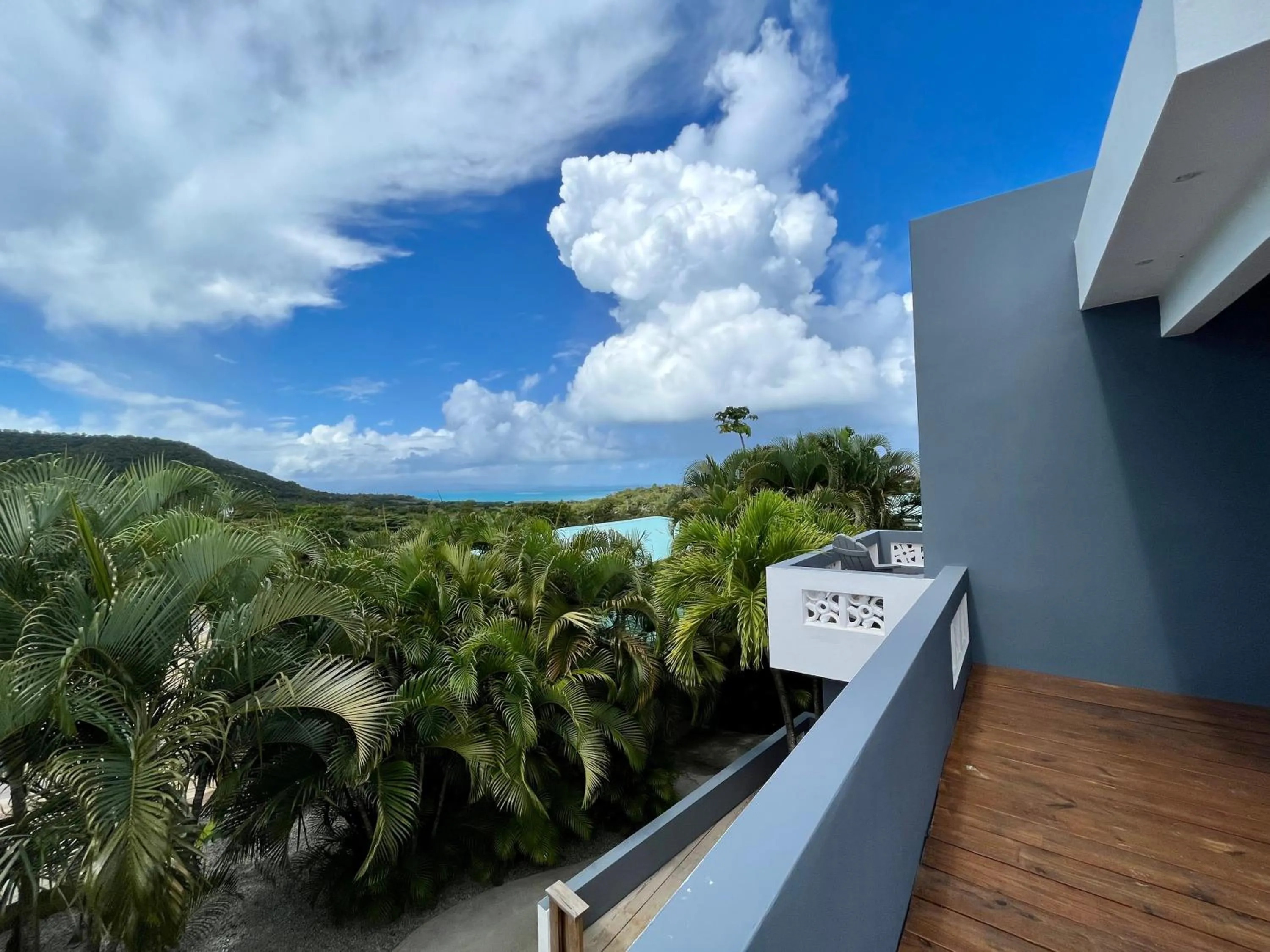 Balcony/Terrace in Old Crow Hotel and Suites