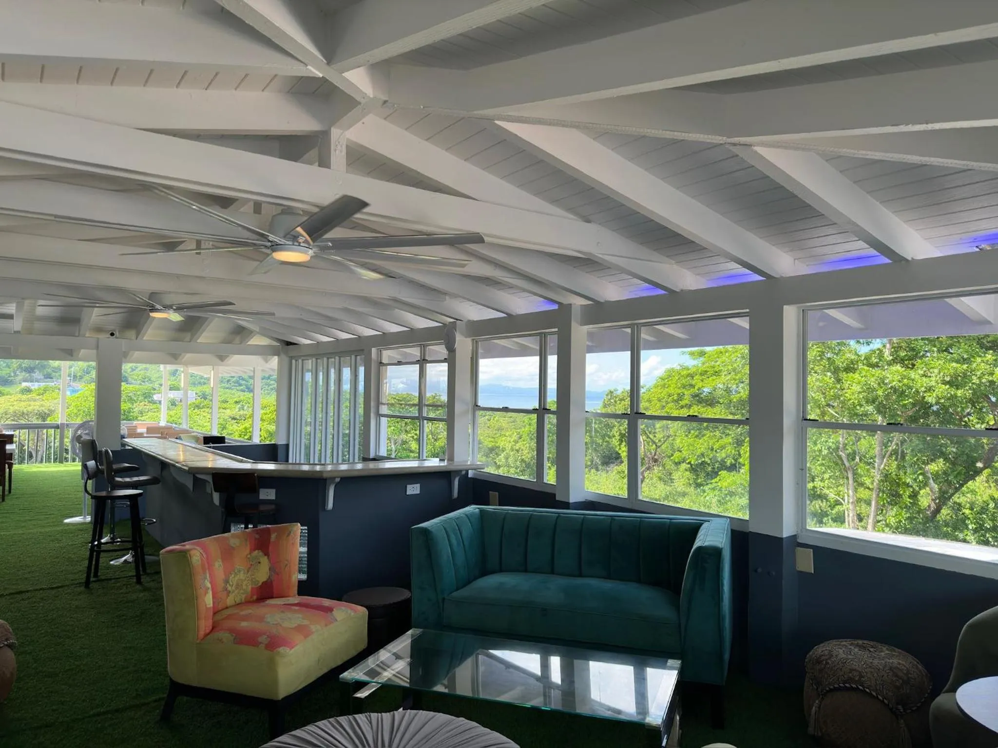 Lobby or reception in Old Crow Hotel and Suites