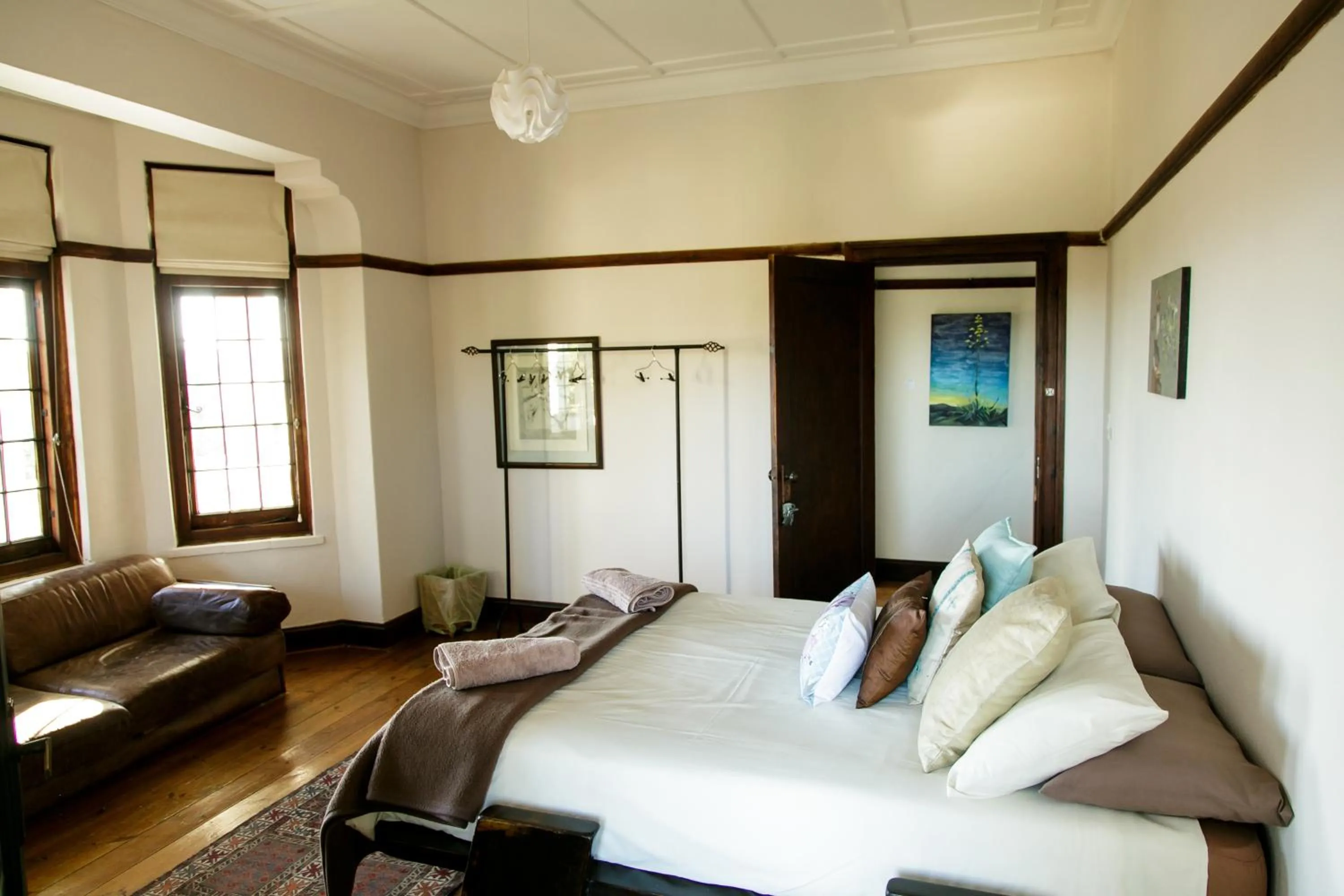 Photo of the whole room, Bed in Karoo Soul