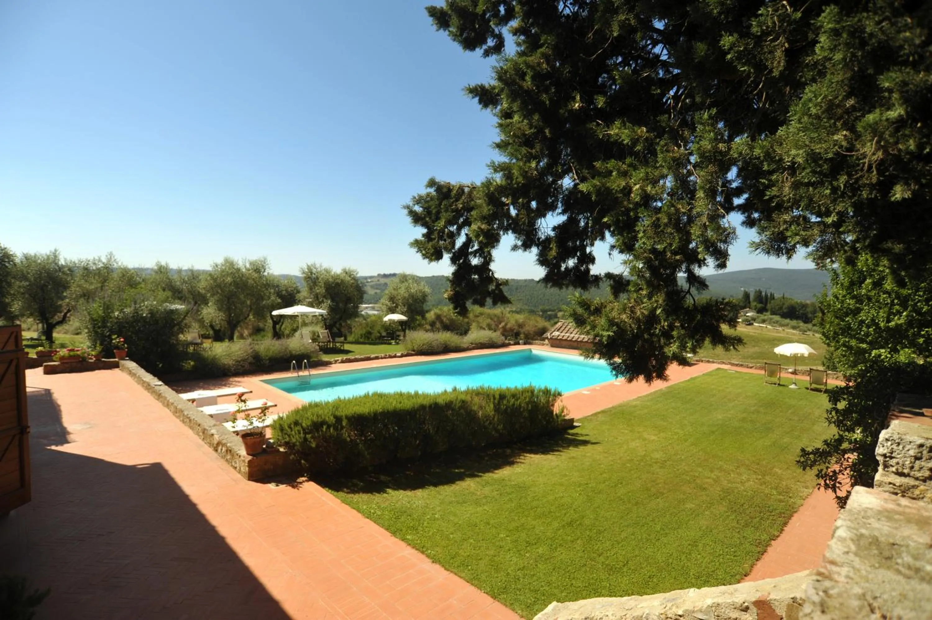 Garden in Fattoria Lornano Winery