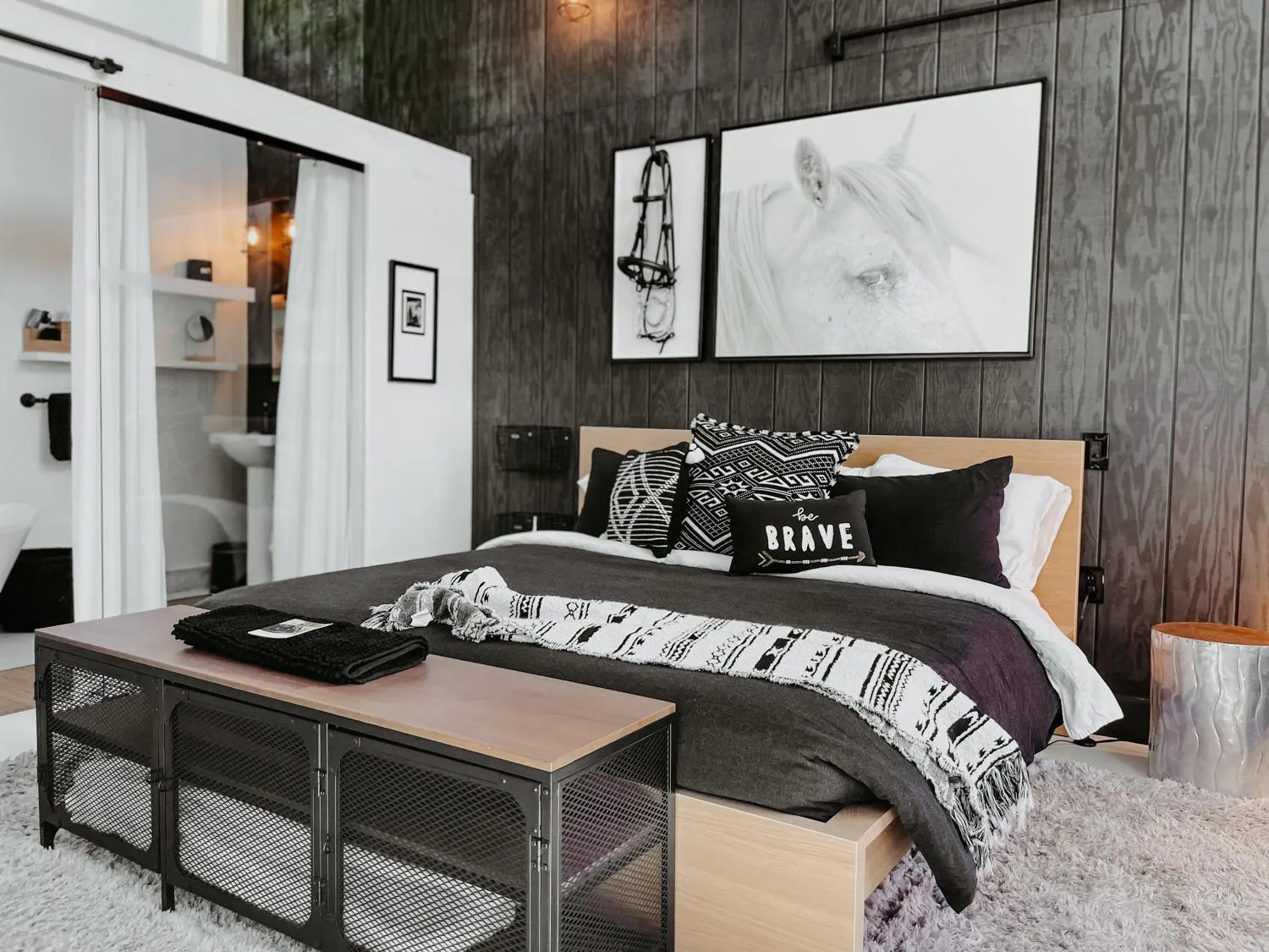 Bed in Inn Santa Clara