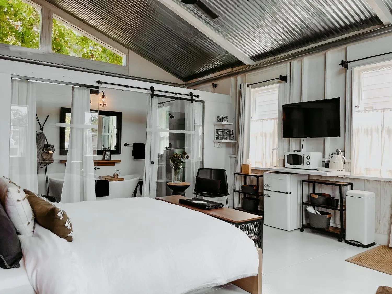 Bed in Inn Santa Clara