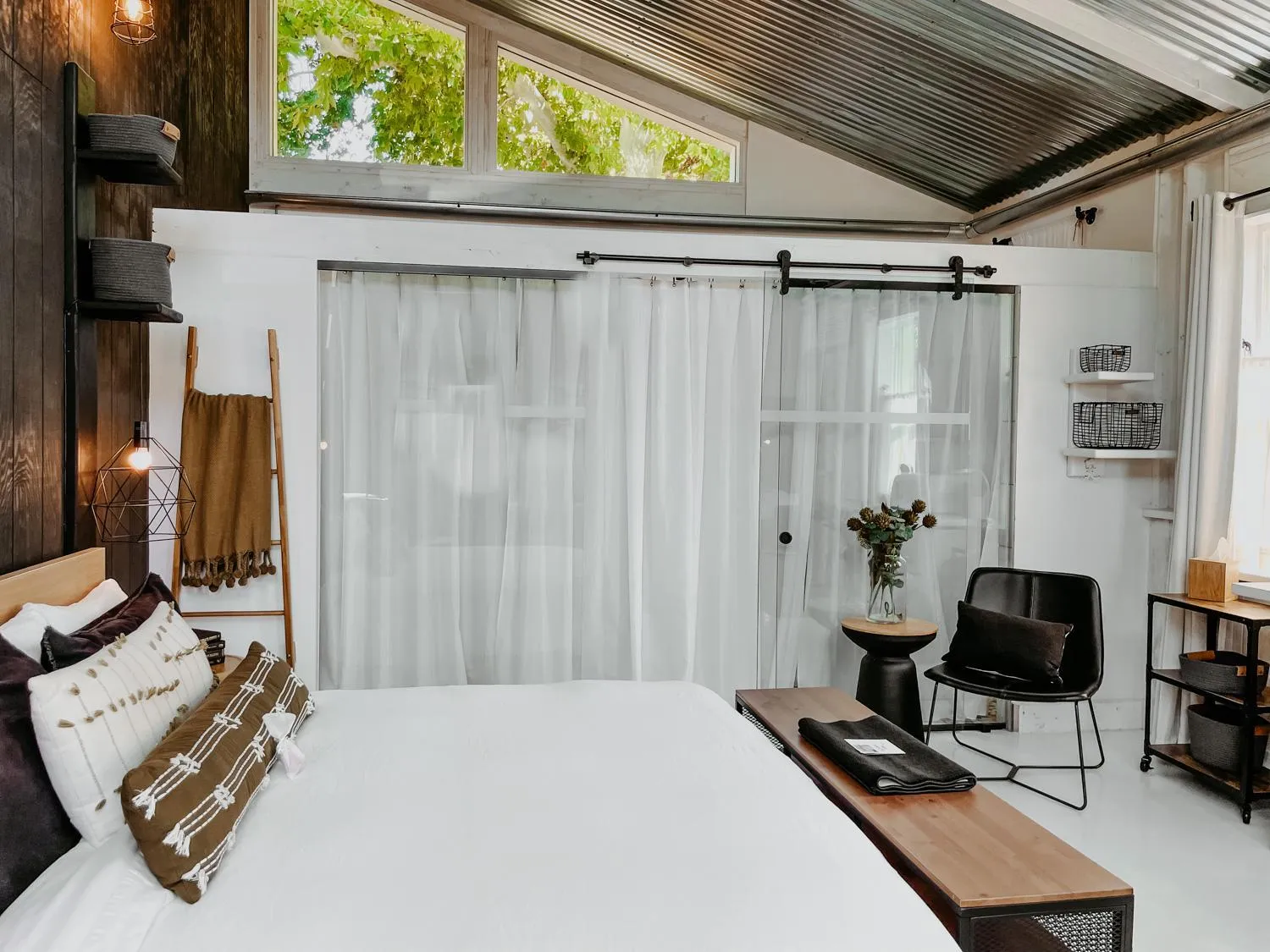 Bed in Inn Santa Clara