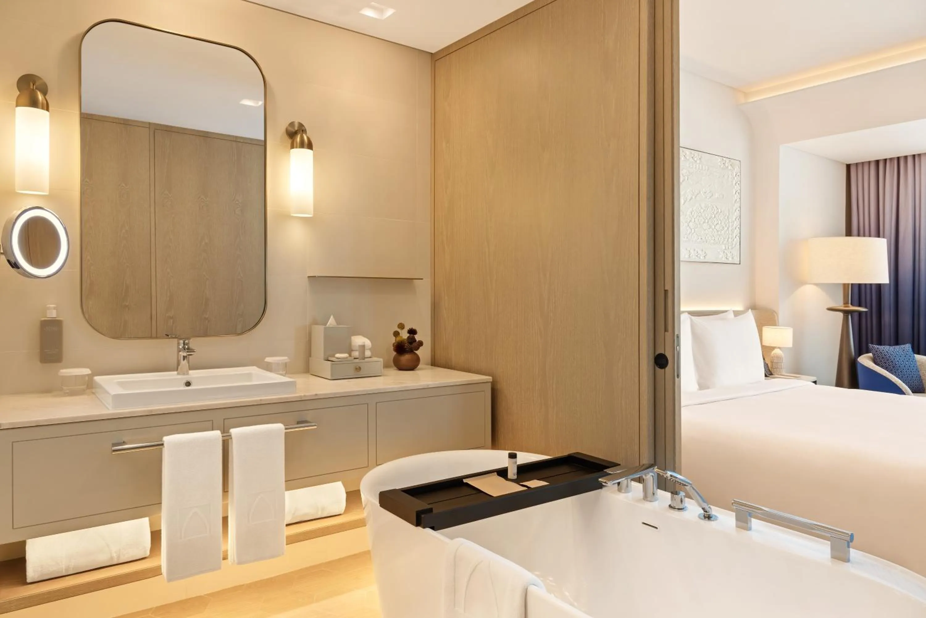 Toilet in Palace Dubai Creek Harbour