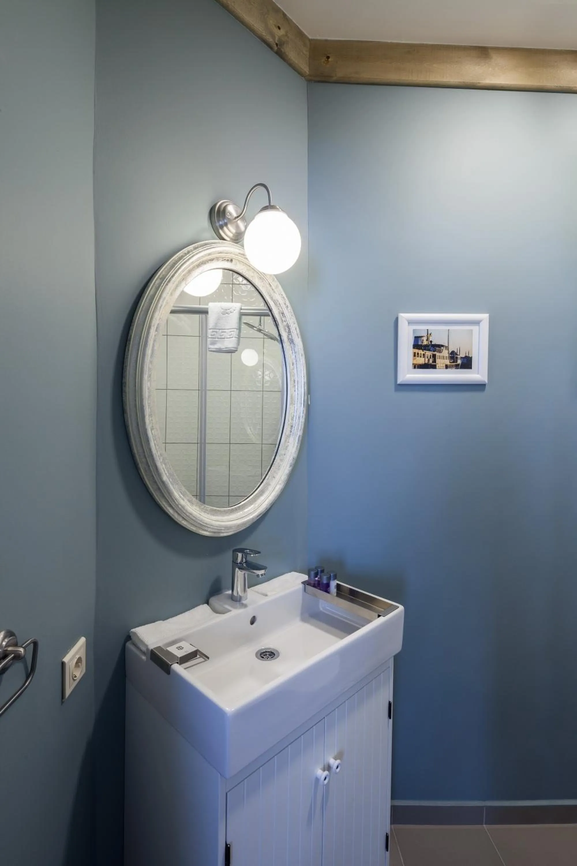 Bathroom in Loka Suites