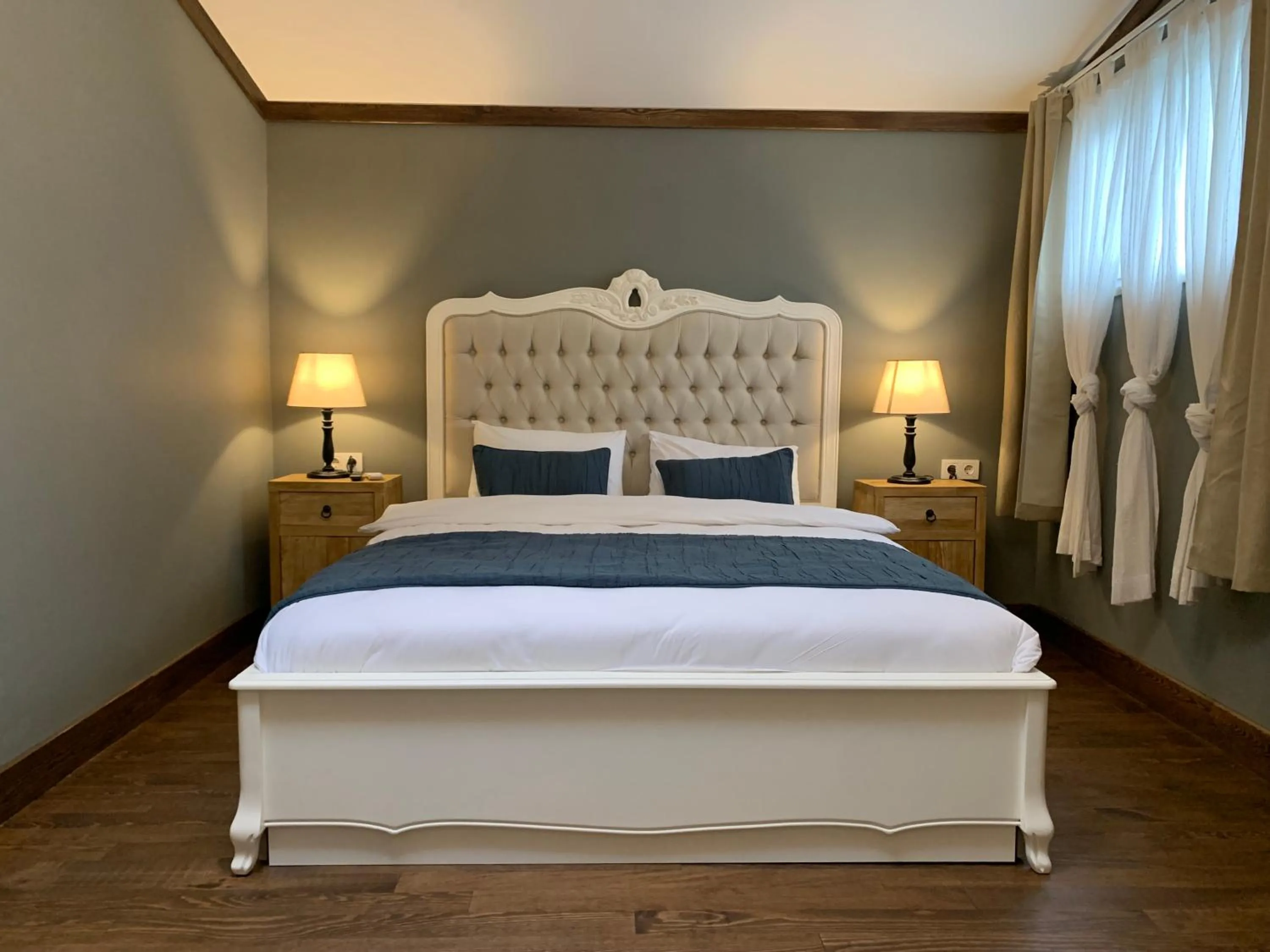 Photo of the whole room, Bed in Loka Suites