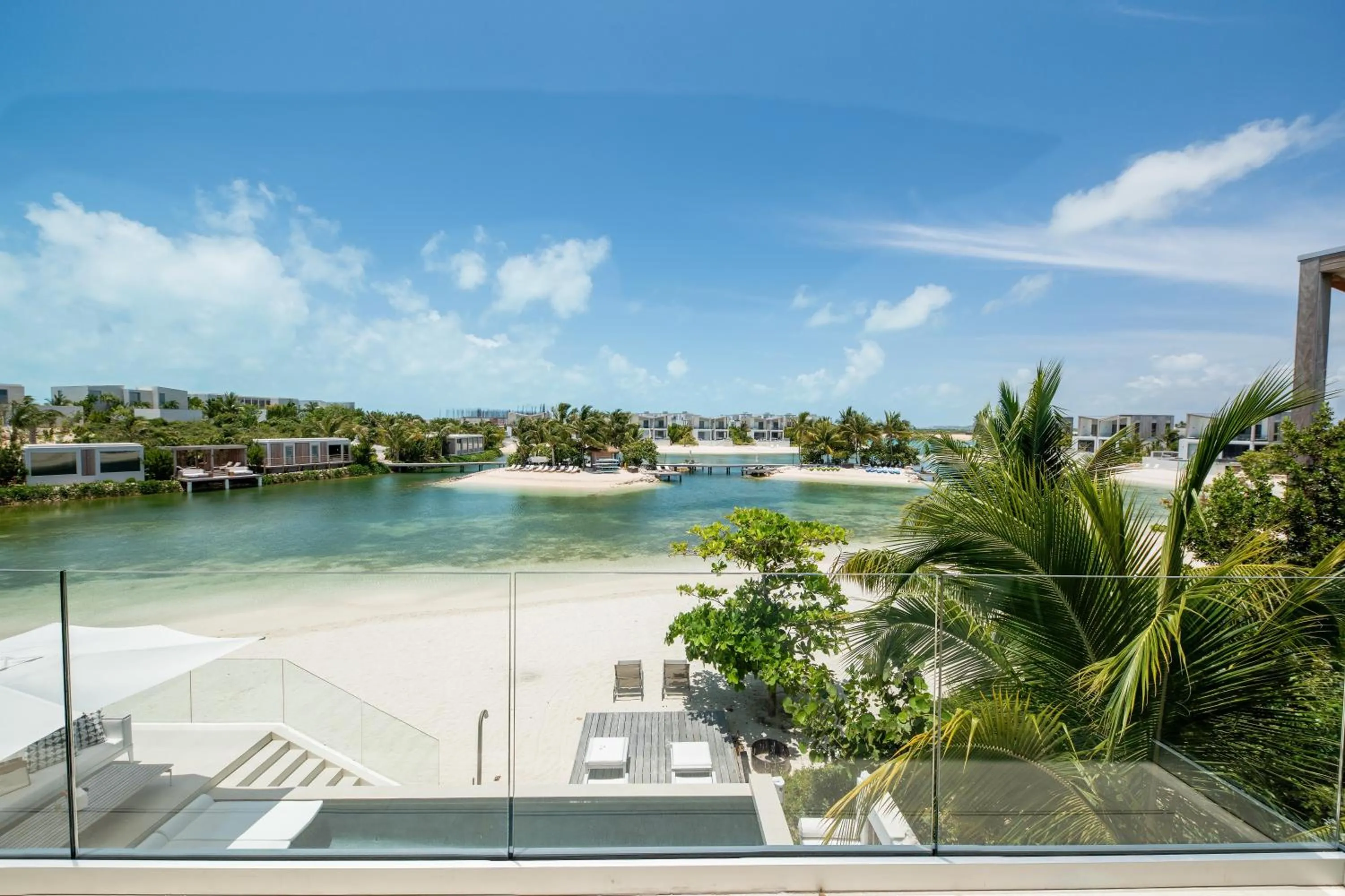 Pool view in South Bank