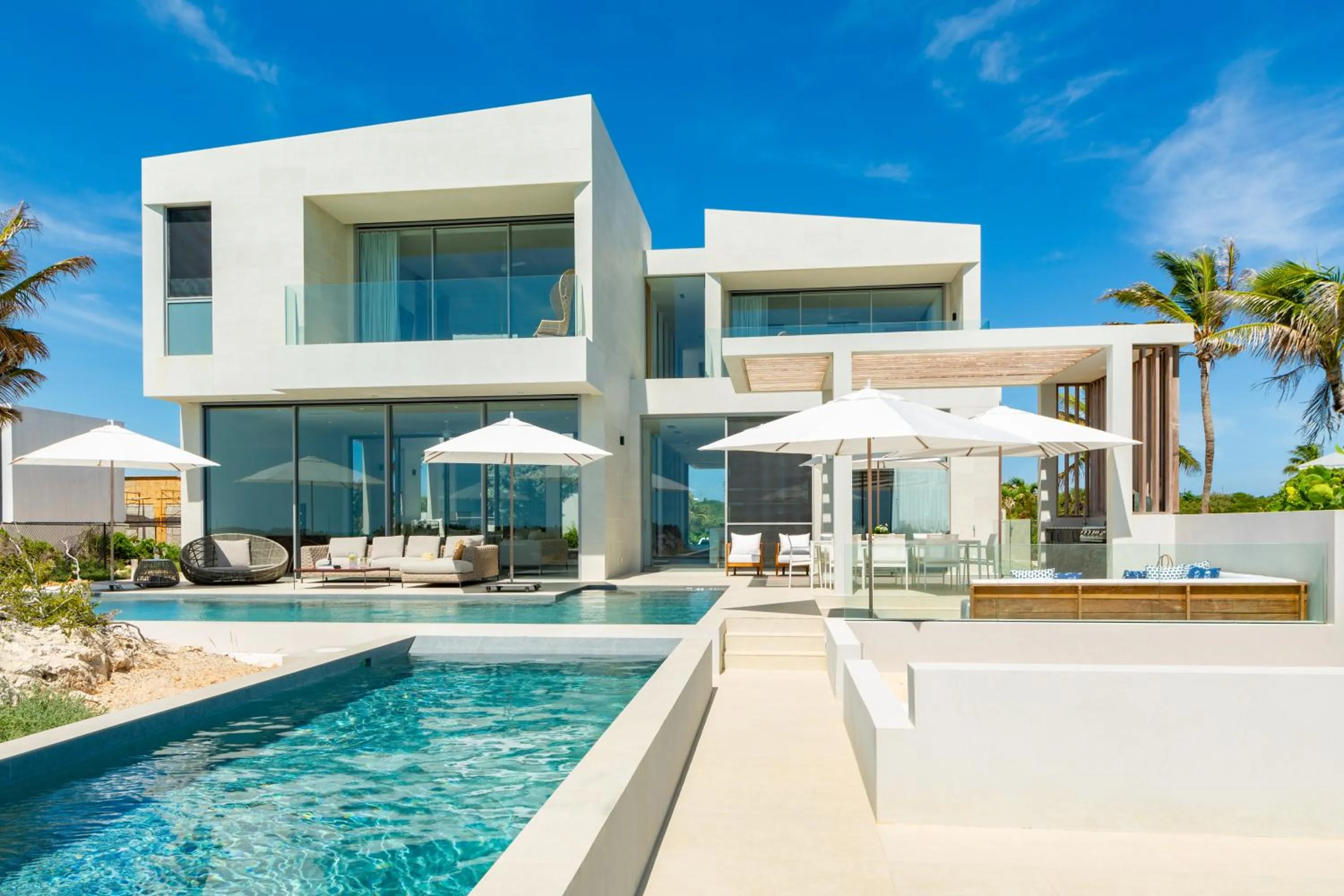 Pool view in South Bank