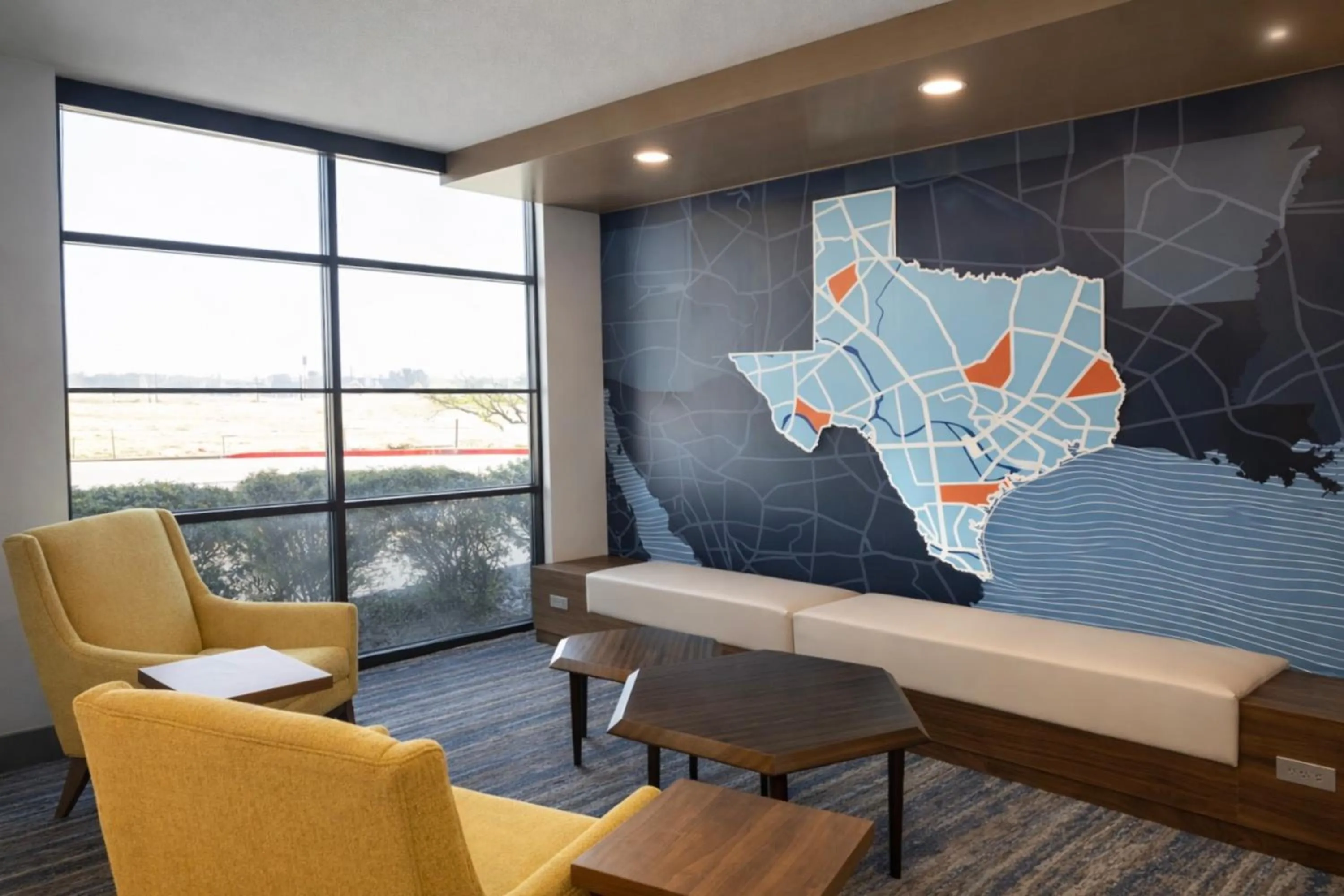 Lobby or reception in Holiday Inn Express & Suites Bridgeport by IHG