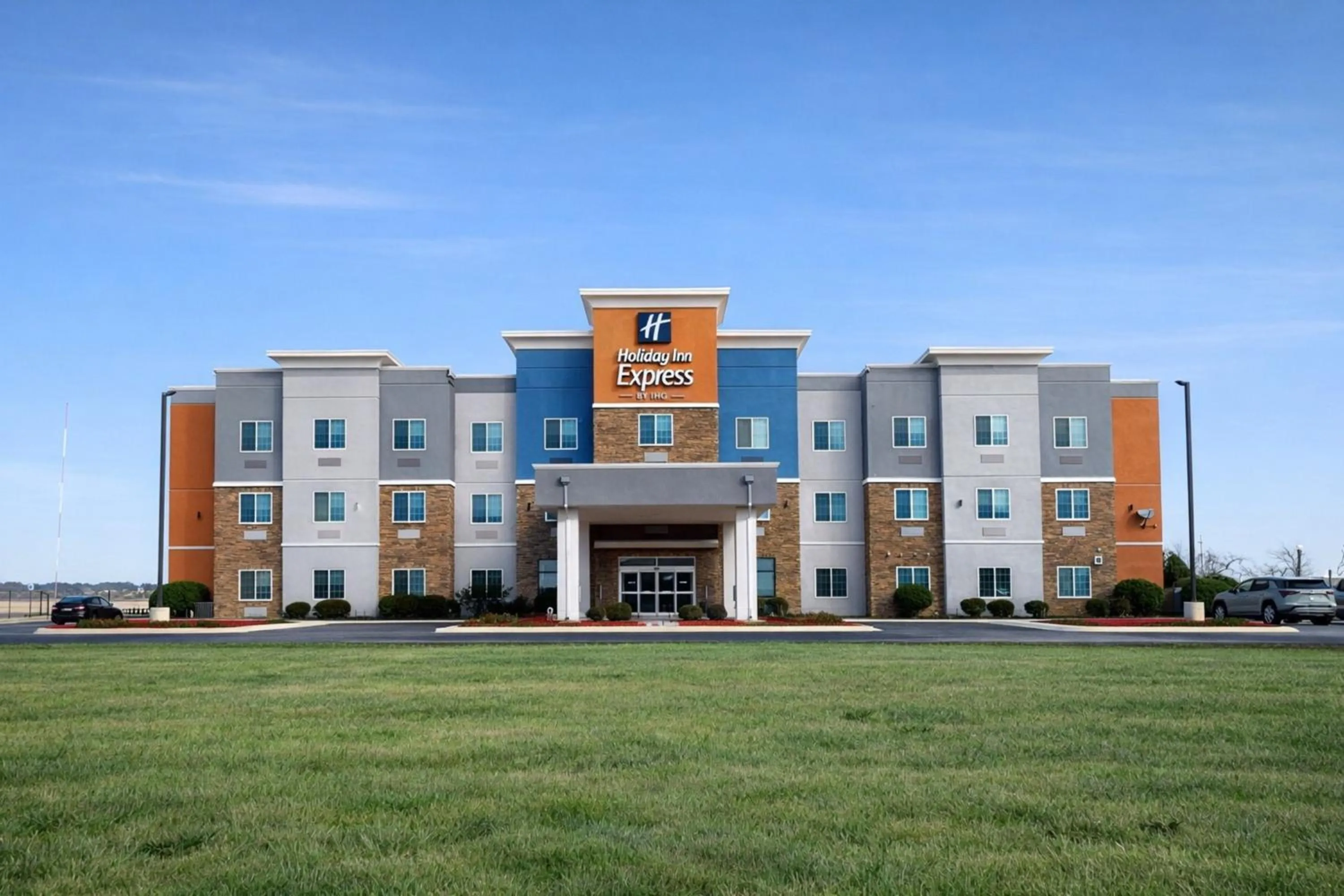 Holiday Inn Express & Suites Bridgeport by IHG