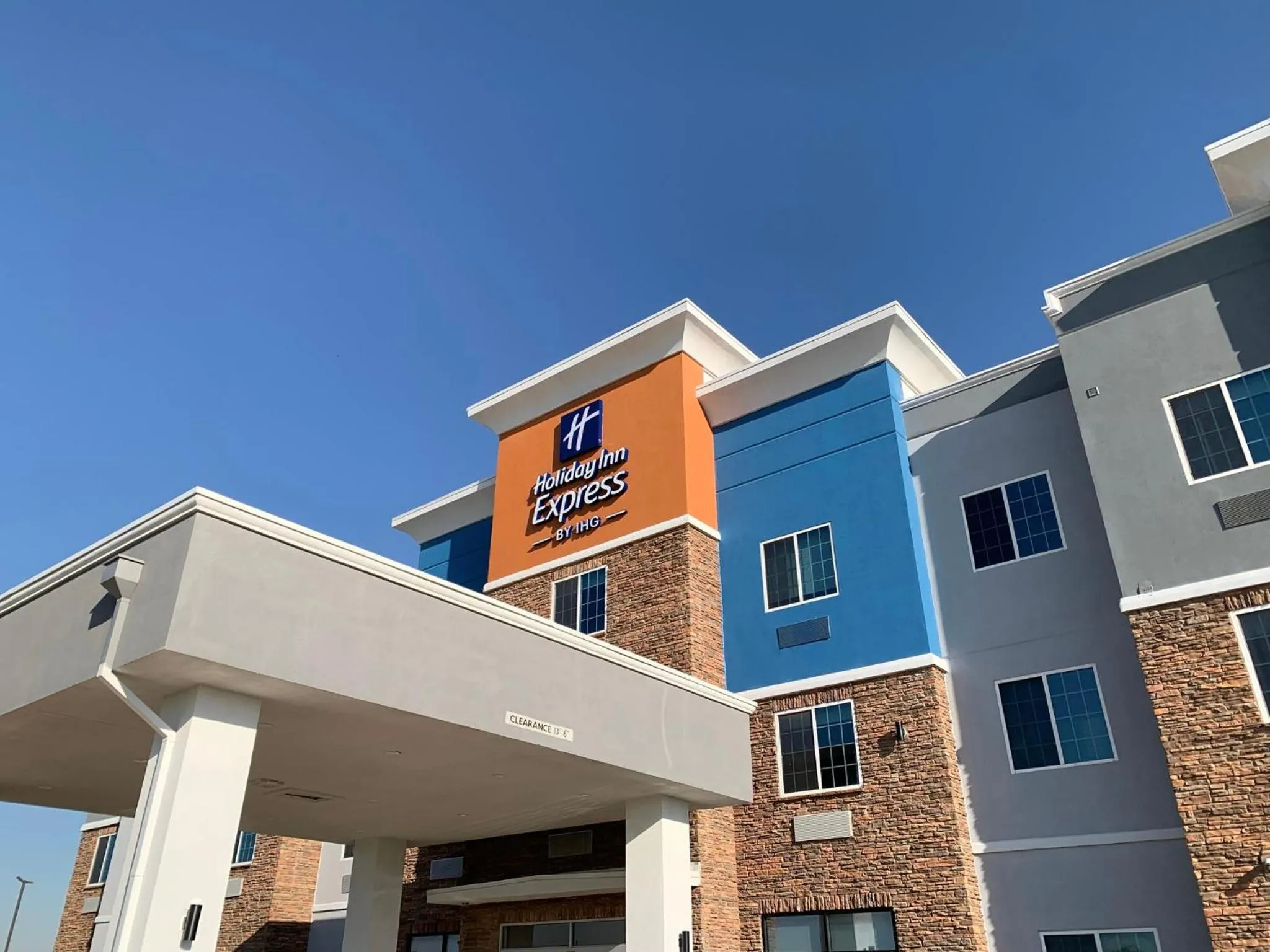 Holiday Inn Express & Suites Bridgeport by IHG