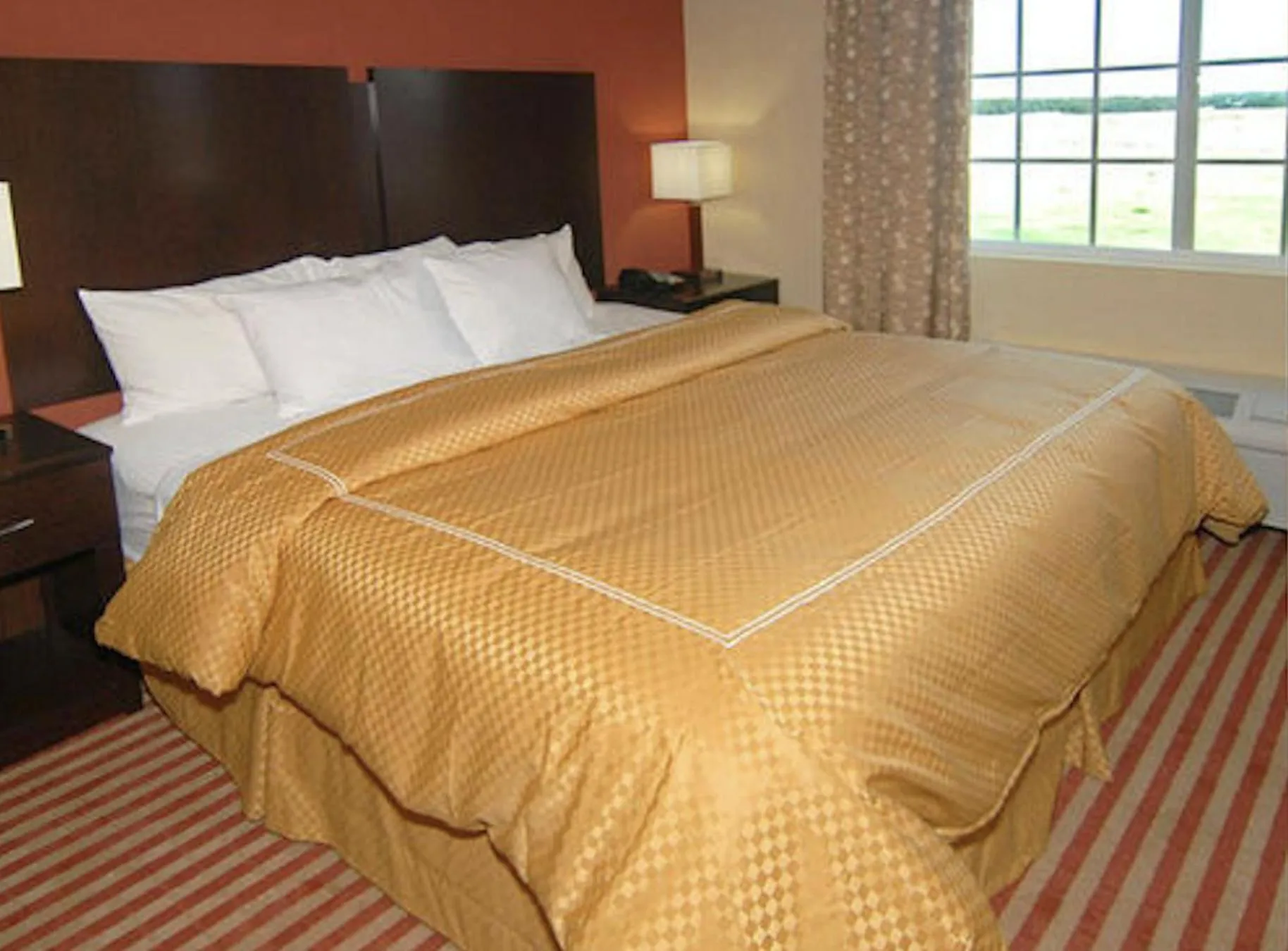 Bed in Hometown Executive Suites