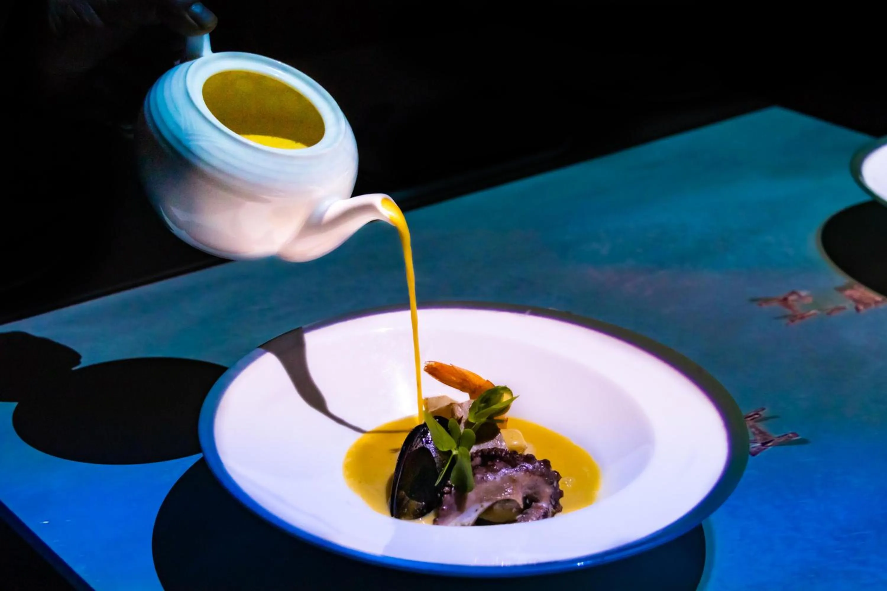 Restaurant/places to eat in The Sens Riviera by Oasis