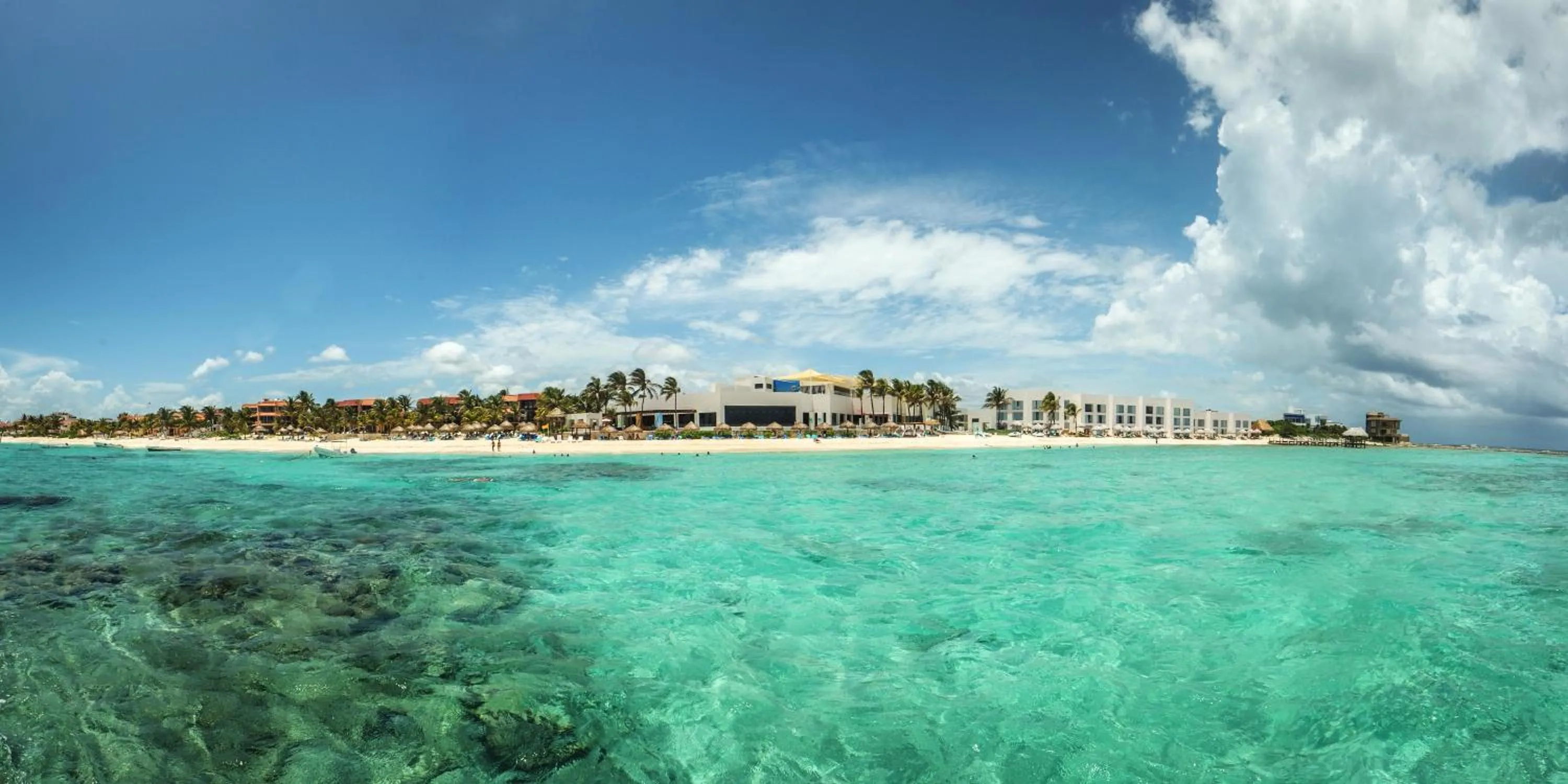 Bird's eye view in The Sens Riviera by Oasis