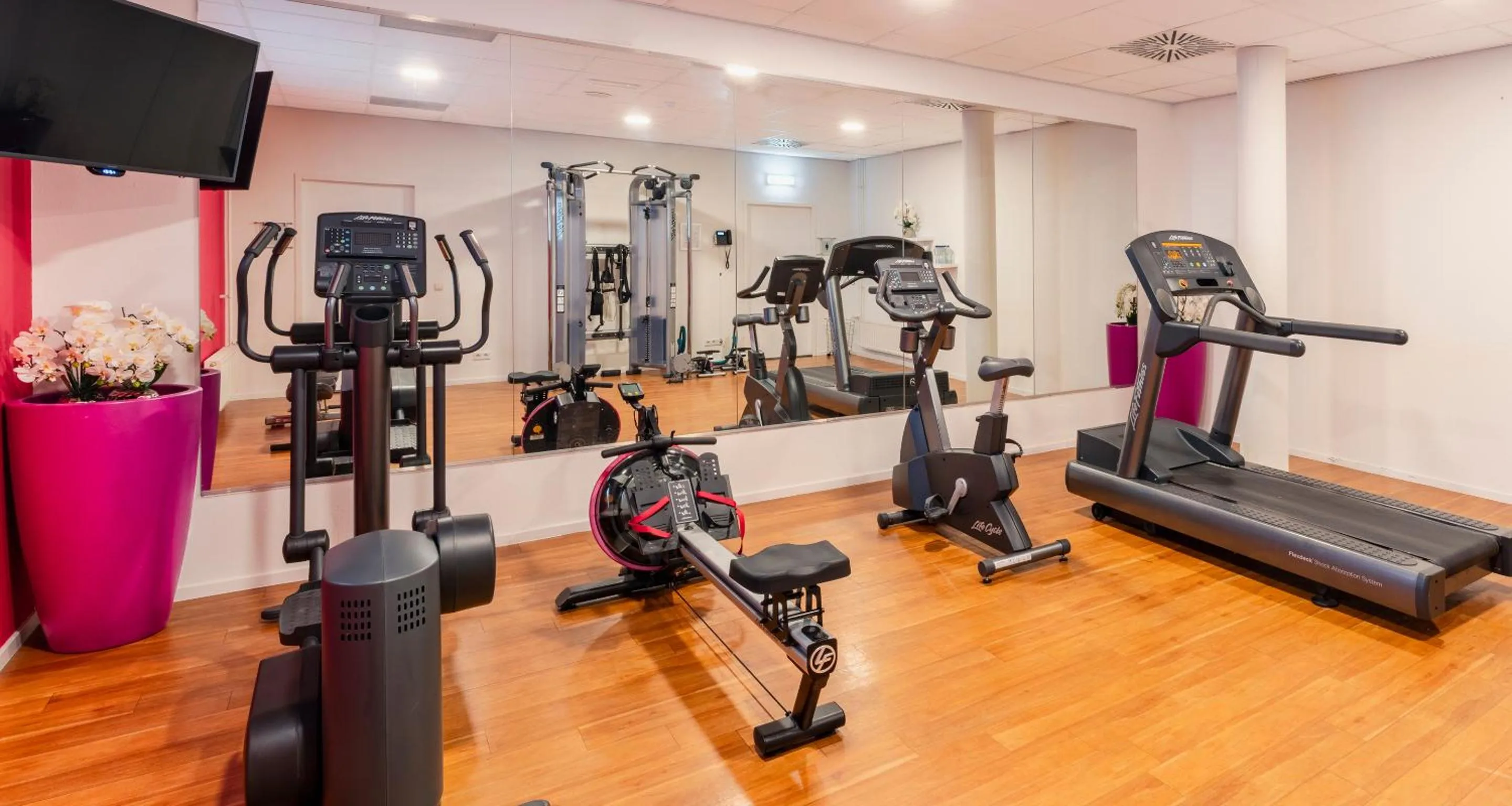 Fitness centre/facilities in PLAZA Premium Grand Winston
