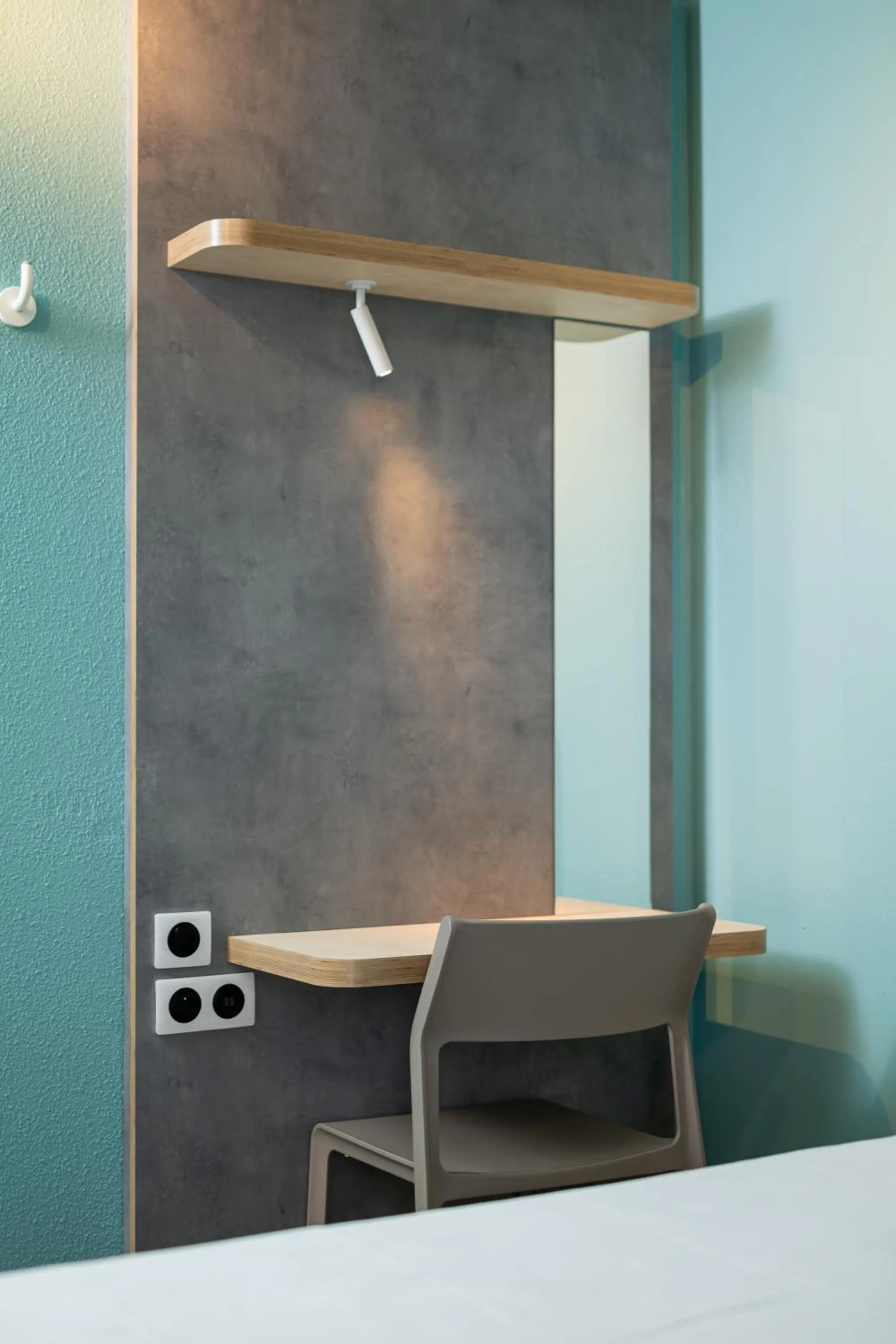 Seating area in Ibis Budget Lyon Caluire Cité Internationale