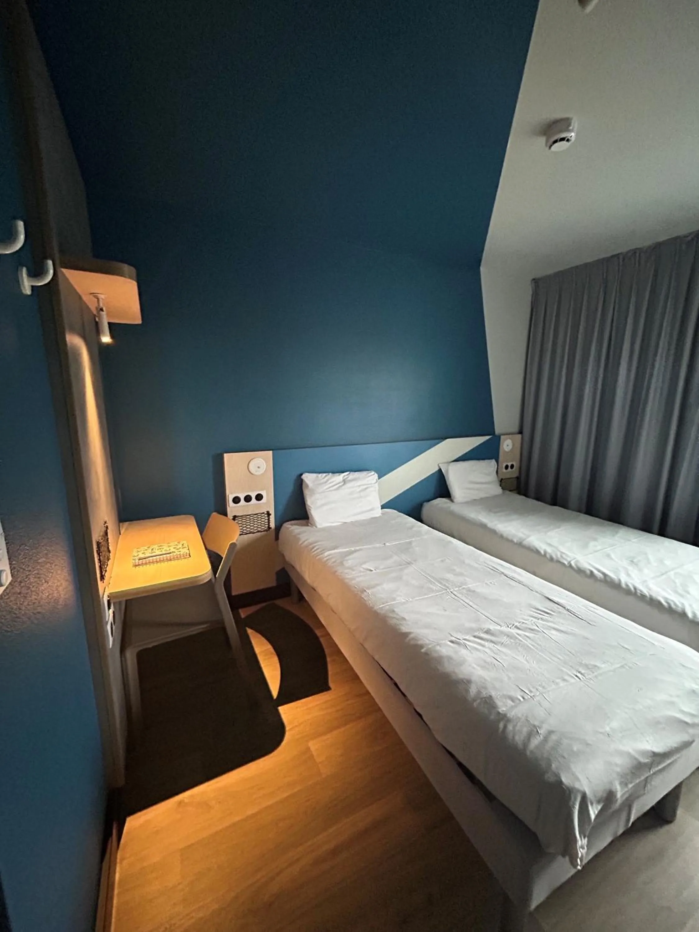 Bedroom, Bed in Ibis Budget Lyon Caluire Cité Internationale