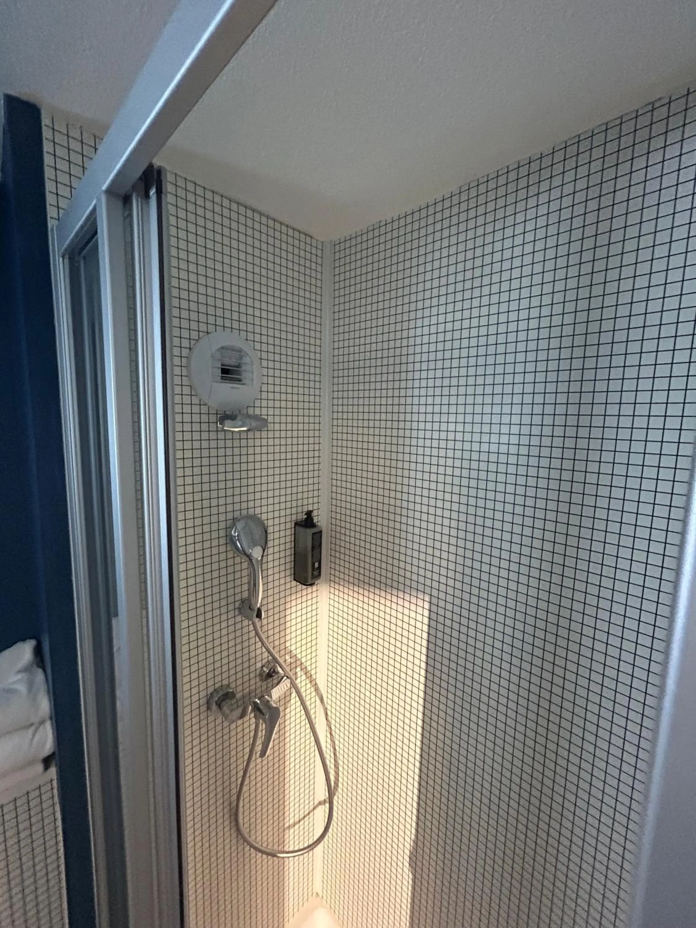 Bathroom in Ibis Budget Lyon Caluire Cité Internationale