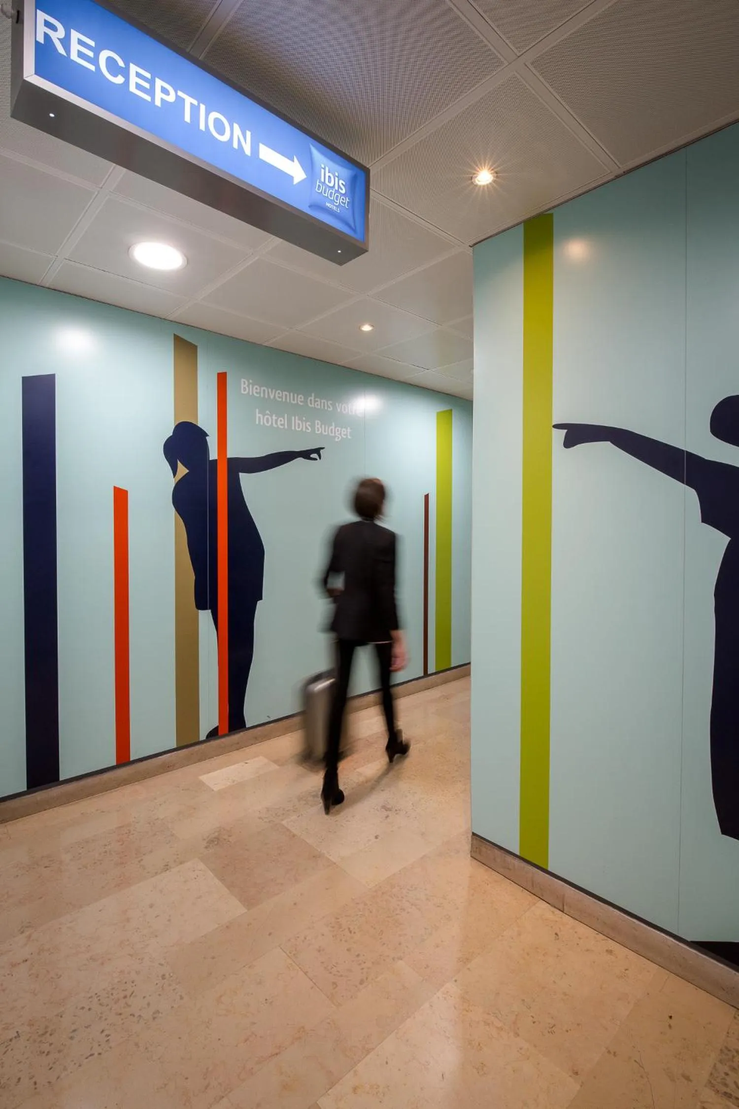 Facade/entrance in Ibis Budget Fréjus St Raphaël centre