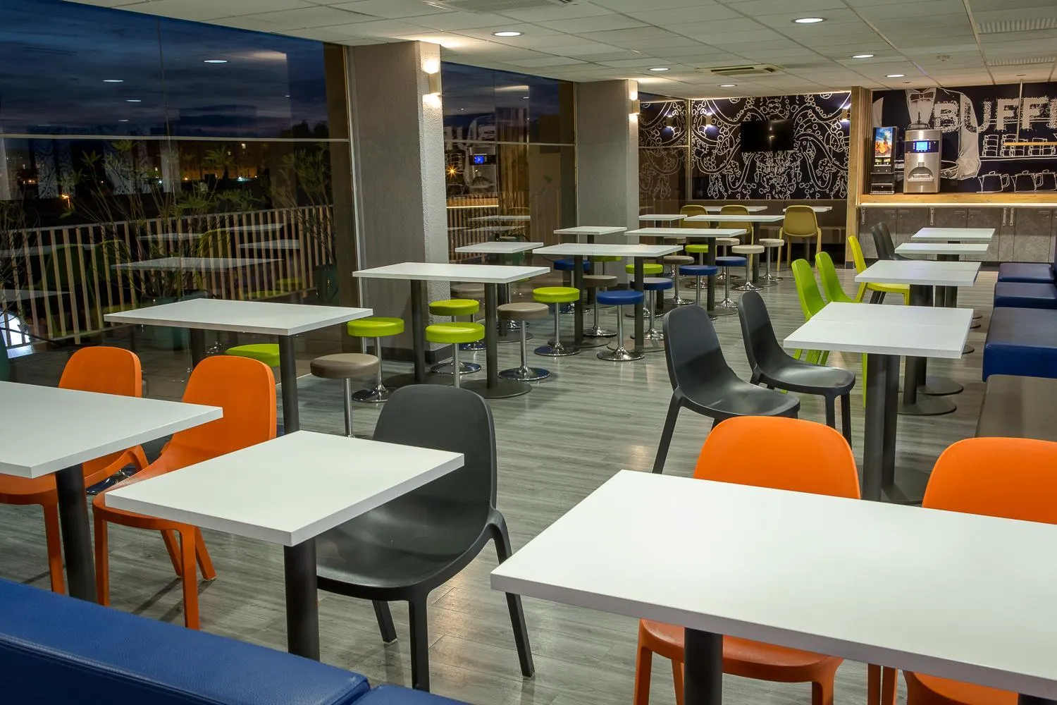 Decorative detail in Ibis Budget Fréjus St Raphaël centre