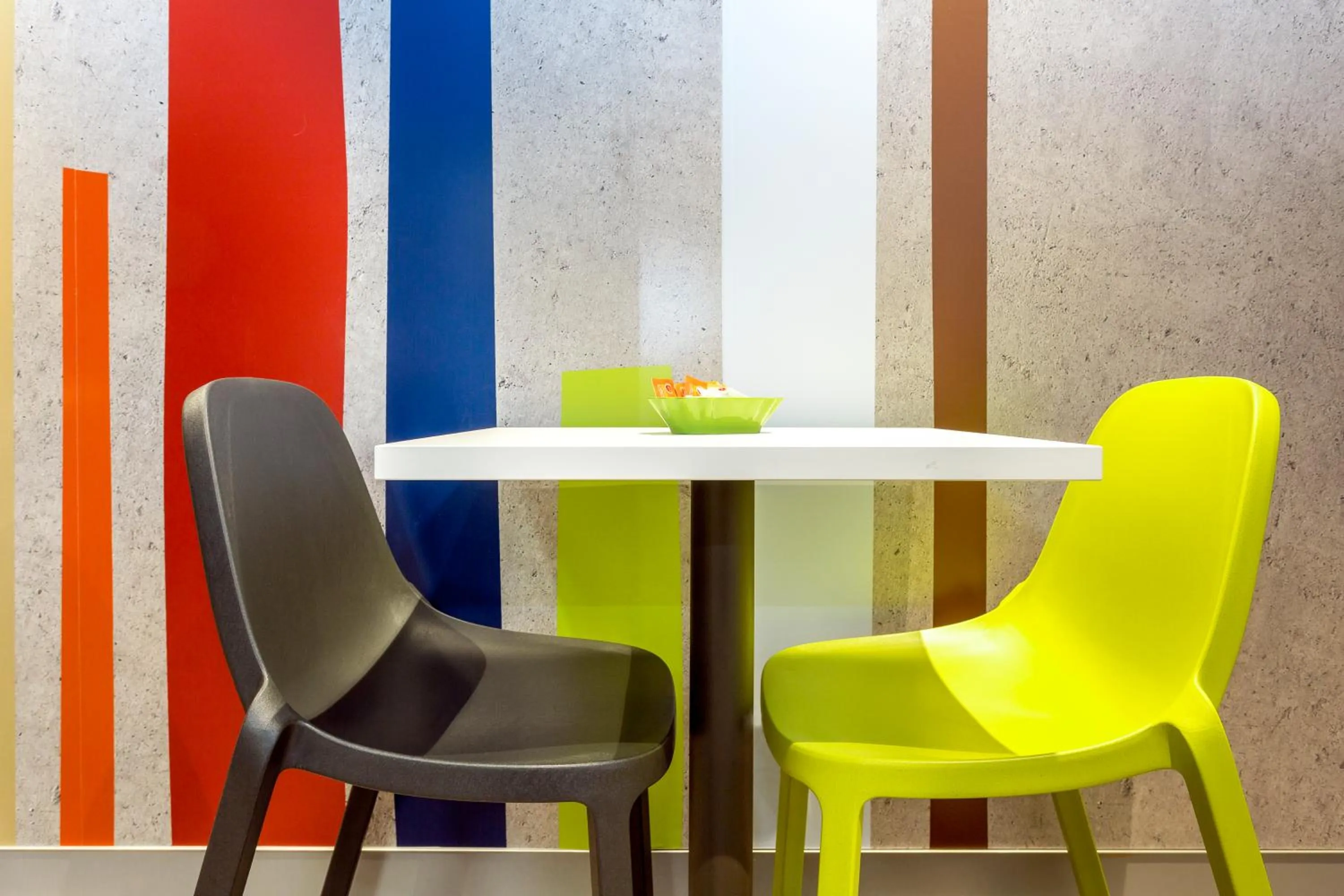 Lobby or reception in ibis Budget Courbevoie Paris La Défense