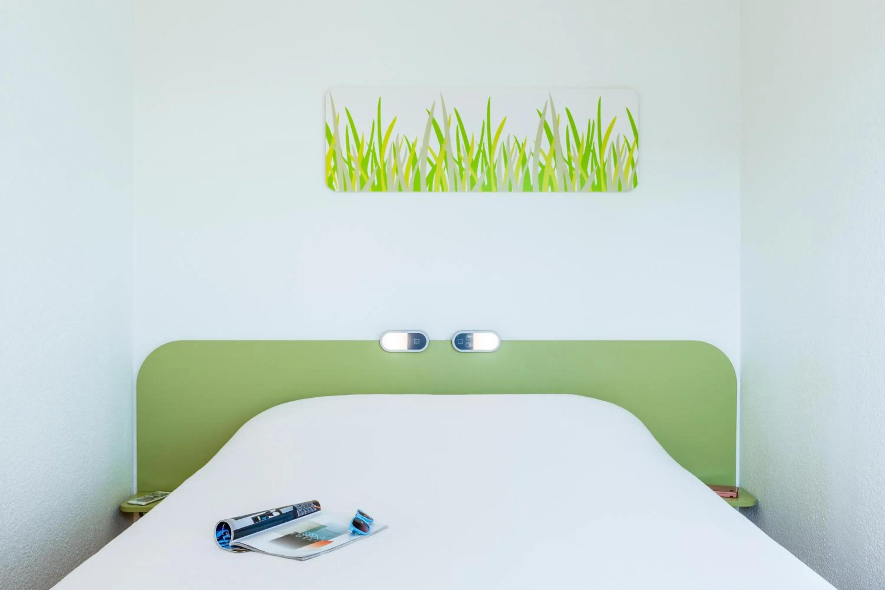 Photo of the whole room, Bed in Ibis budget Hamburg City Ost