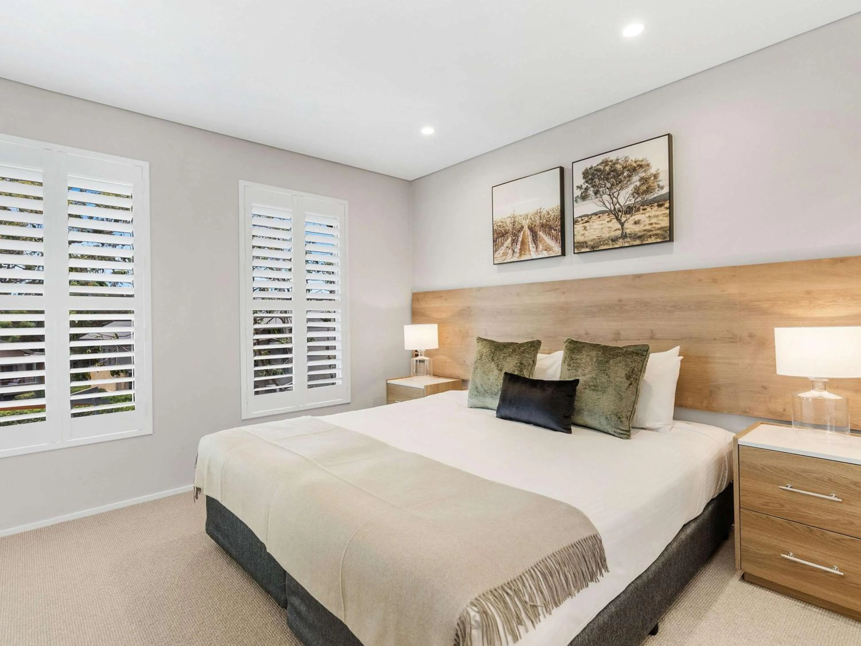 Bedroom, Bed in Peppers Hunter Valley - formerly Grand Mercure