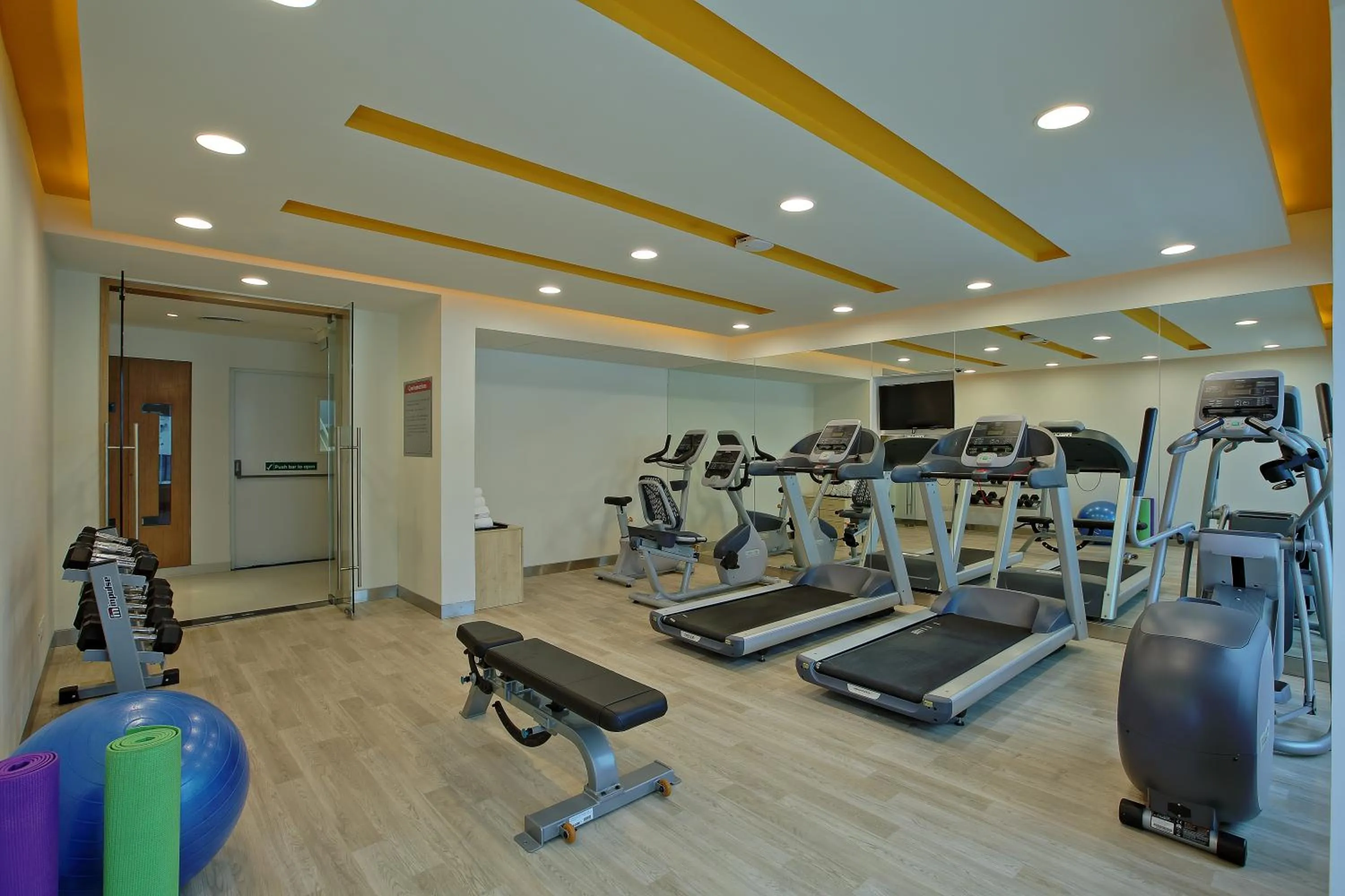 Fitness centre/facilities in ibis Chennai Sipcot - An Accor Brand