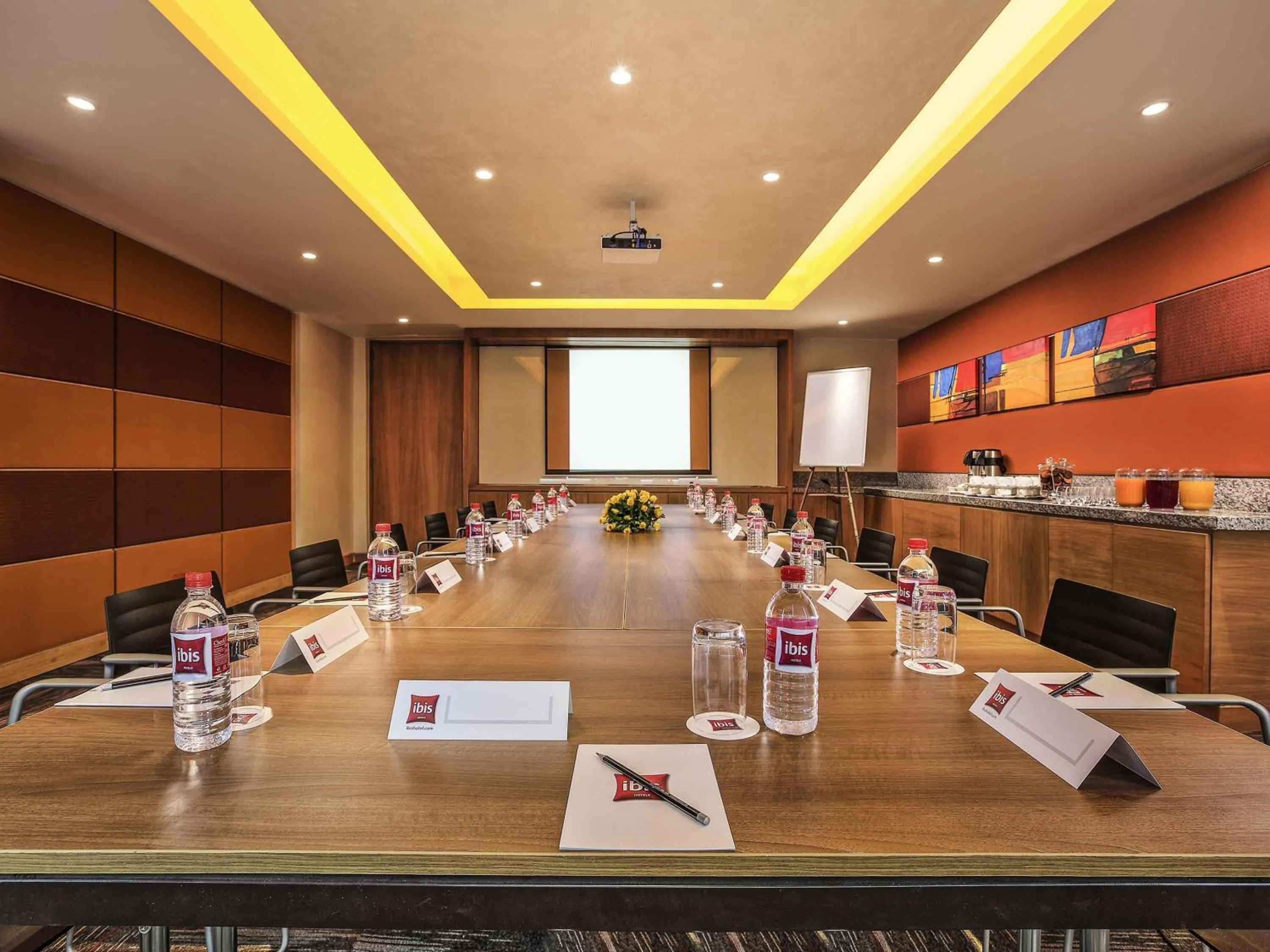 Meeting/conference room in ibis Chennai Sipcot - An Accor Brand