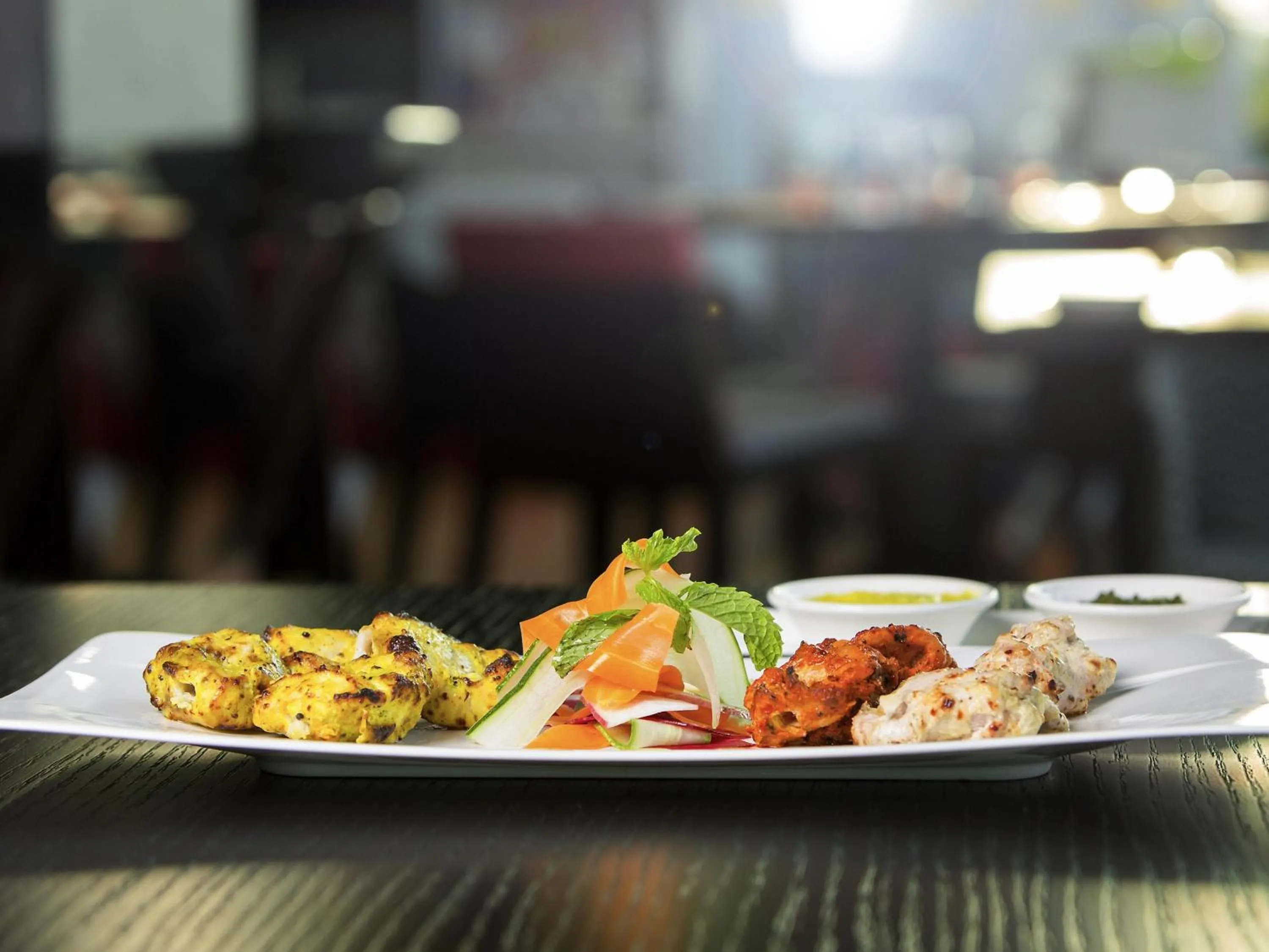 Restaurant/places to eat in Novotel Chennai Sipcot