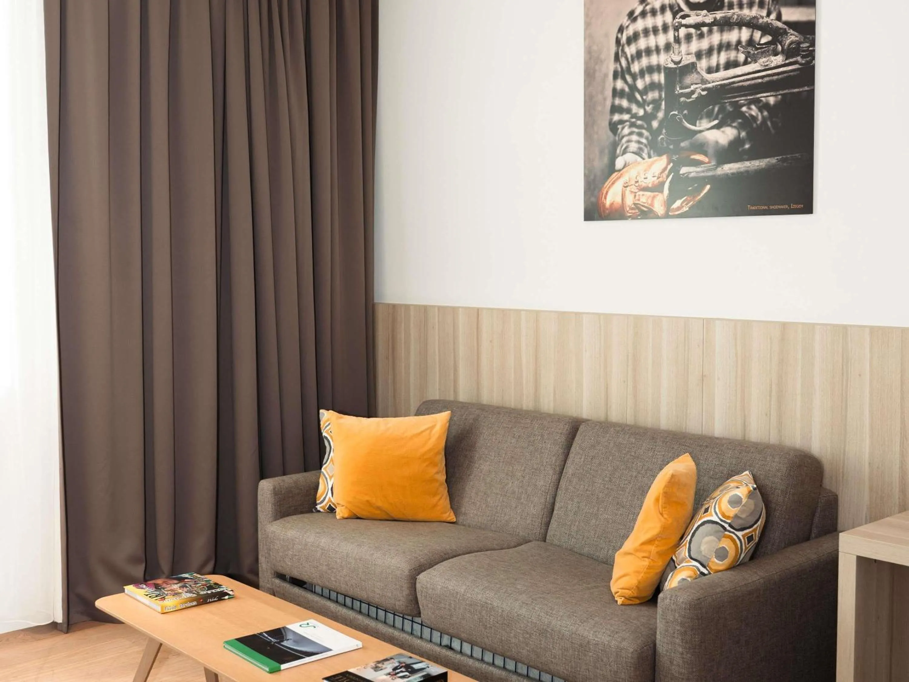 Bedroom in Mercure Roeselare