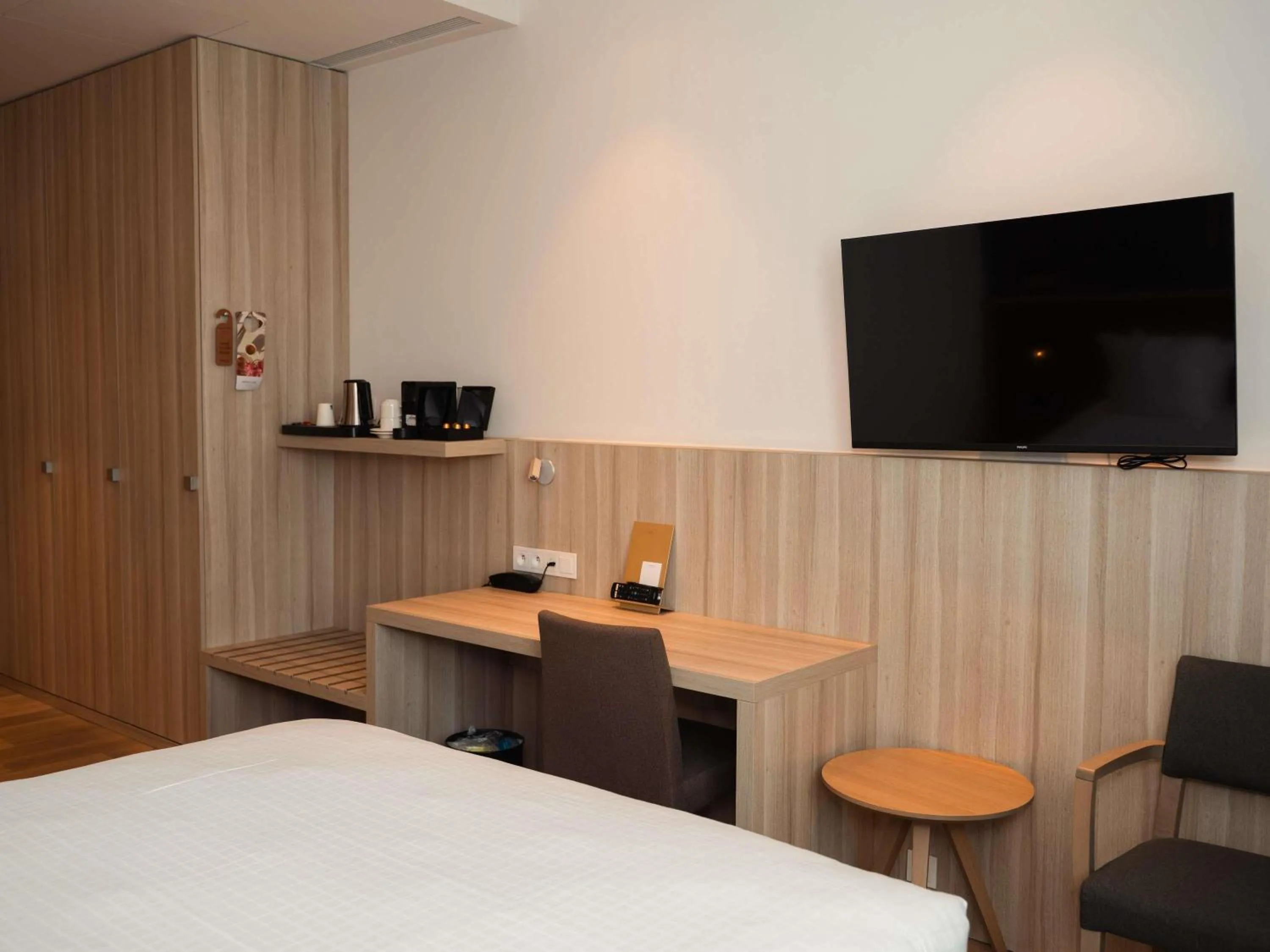 Bedroom, Bed in Mercure Roeselare