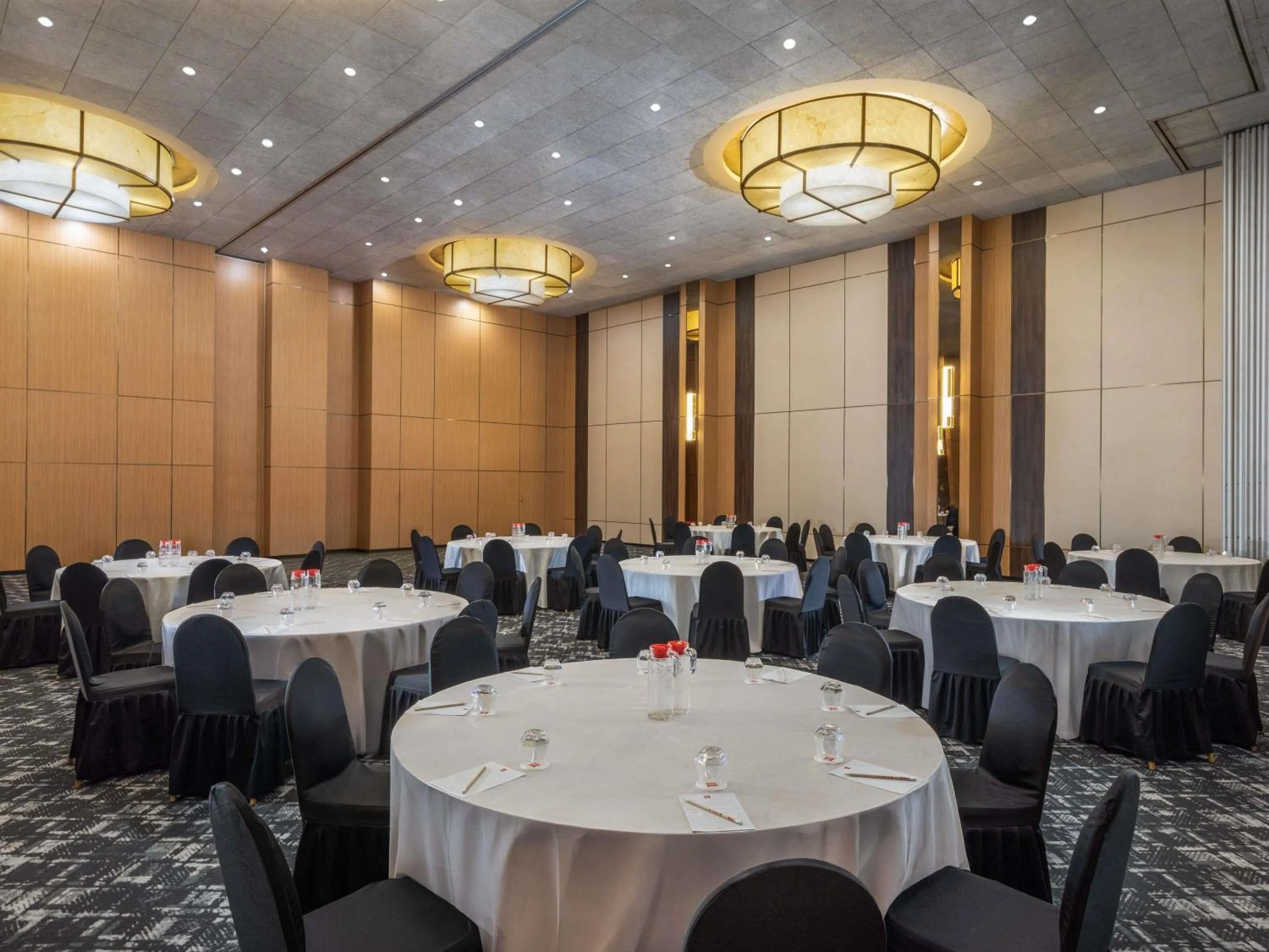 Meeting/conference room in Ibis Gading Serpong