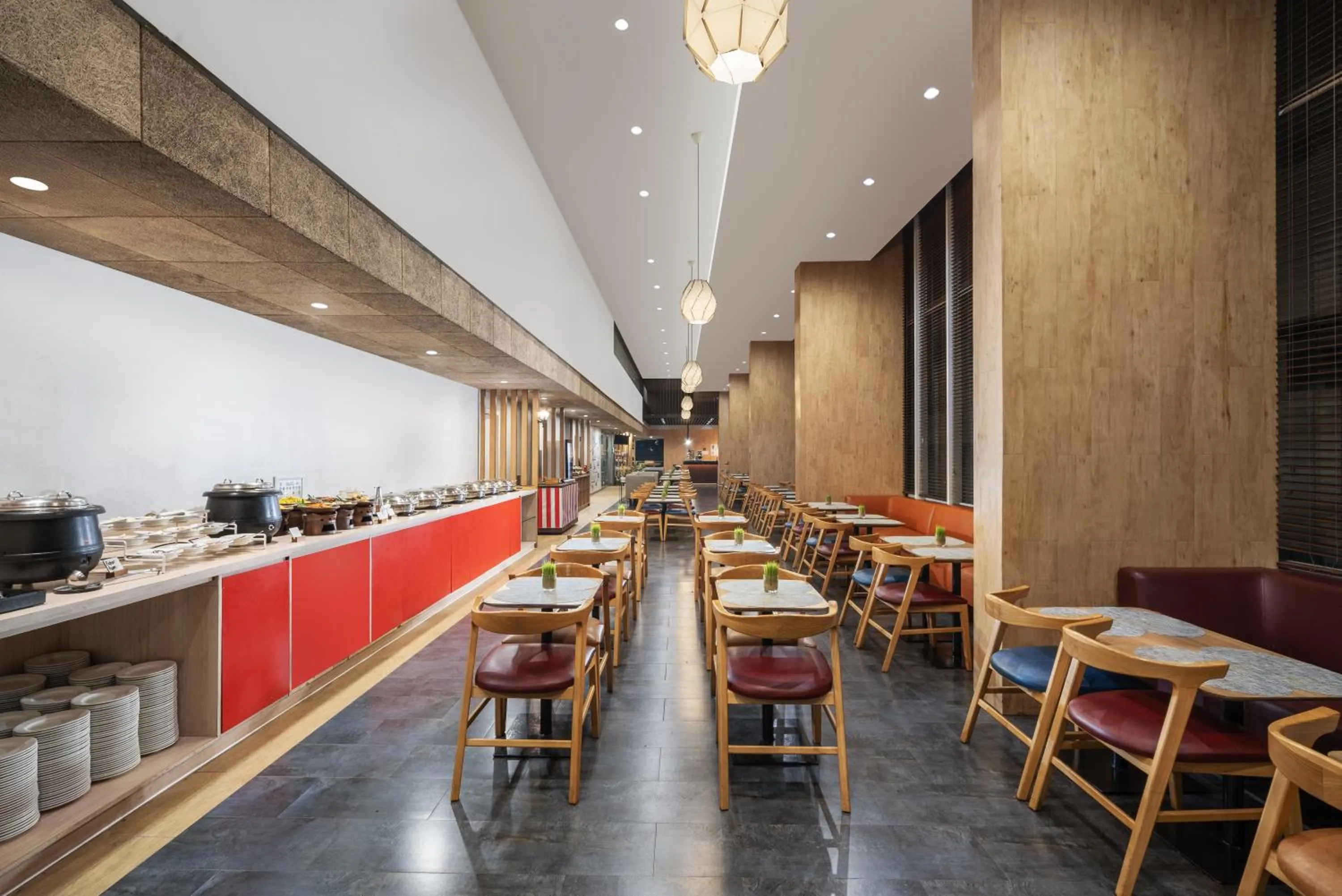 Restaurant/places to eat in Ibis Gading Serpong