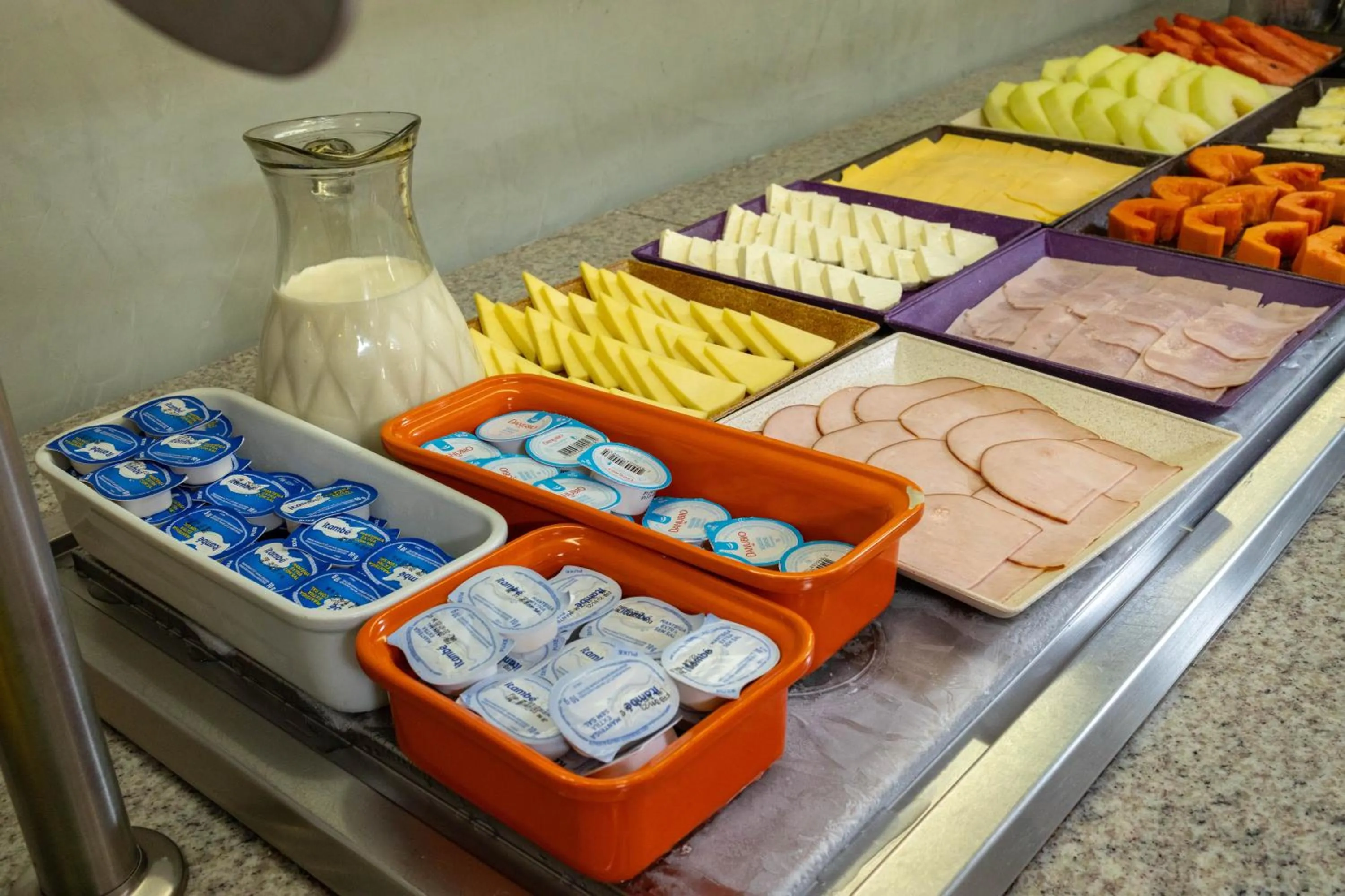 Breakfast in Nobile Inn Pampulha