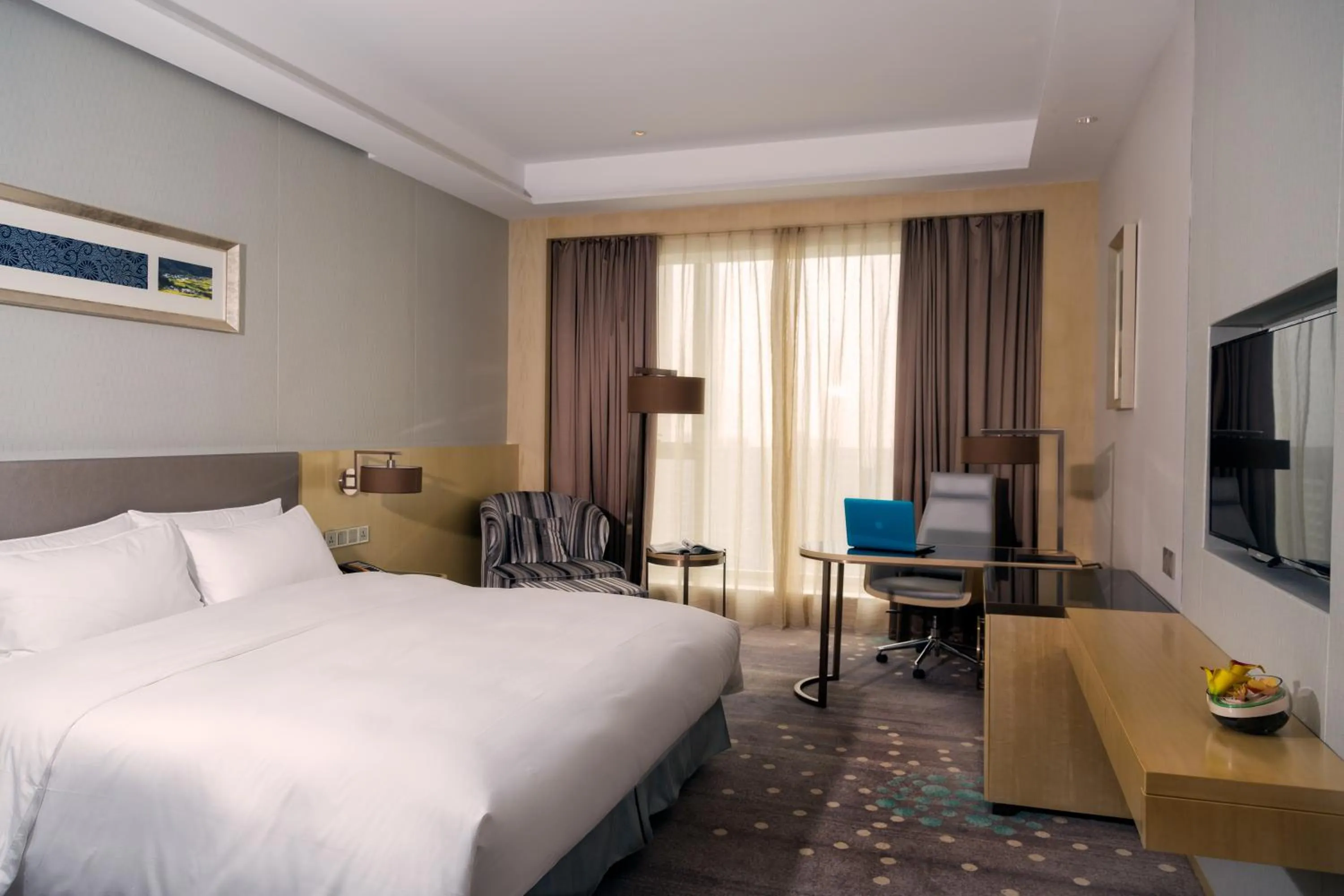 Decorative detail, Bed in Pullman Changshu Leeman