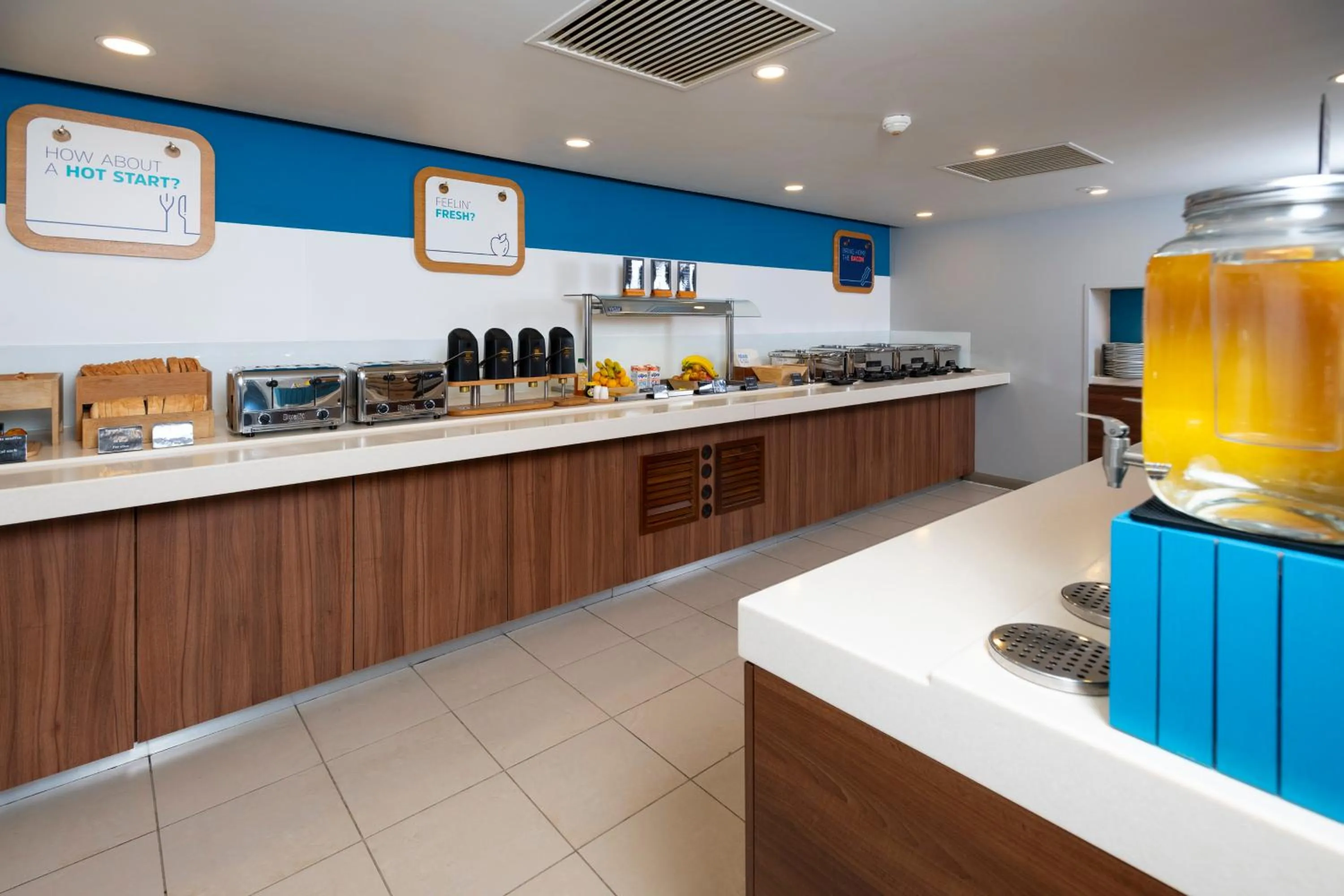 Breakfast in Holiday Inn Express Taunton East by IHG