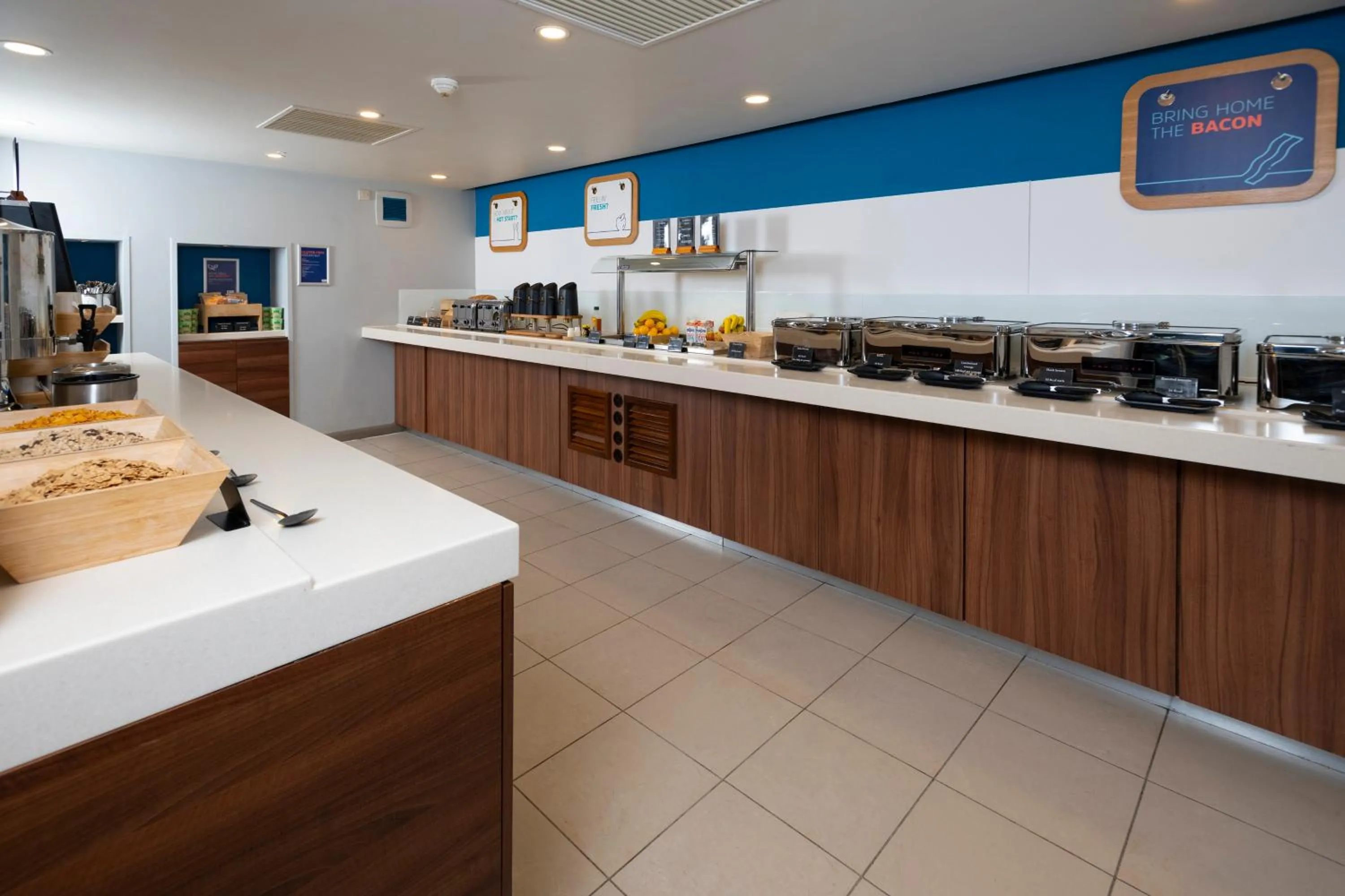 Breakfast in Holiday Inn Express Taunton East by IHG