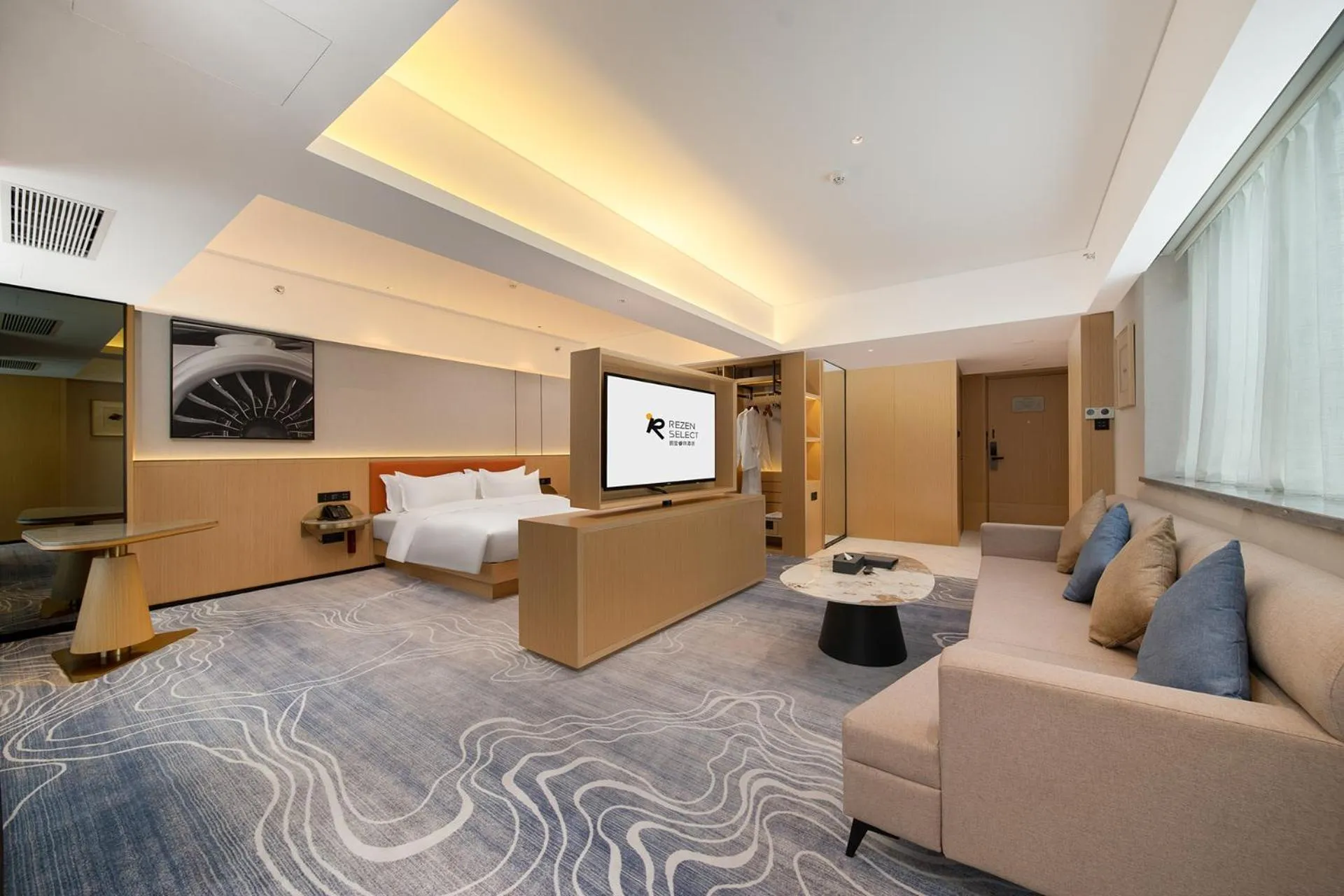 Photo of the whole room, Bed in Rezen Select Hotel Guangzhou Baiyun Airport