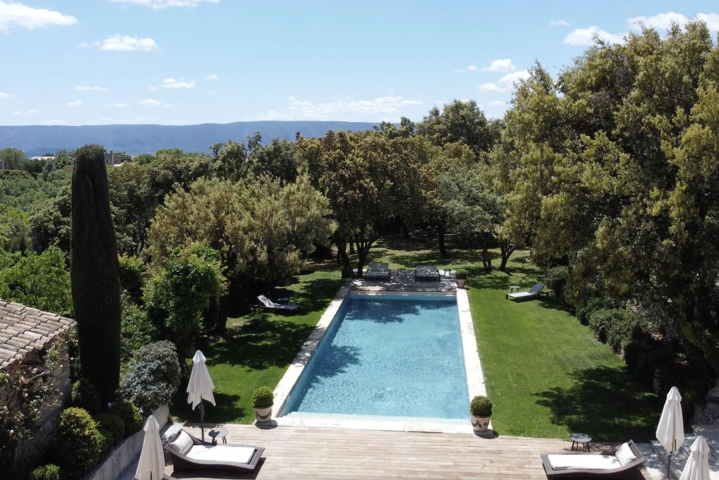 Property building in Villa Hautvallon - Peaceful Escape in Provence
