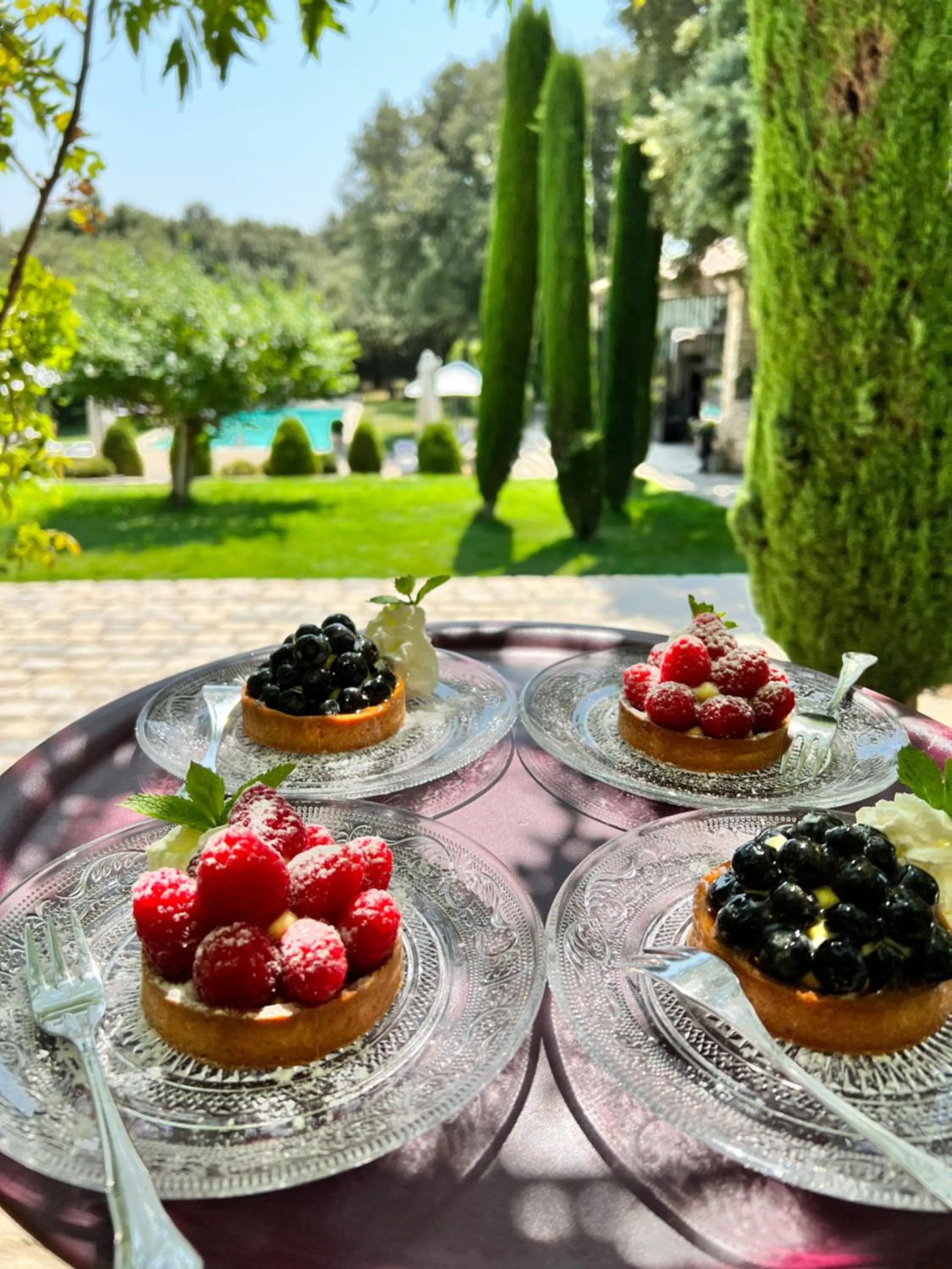 Restaurant/places to eat in Villa Hautvallon - Peaceful Escape in Provence