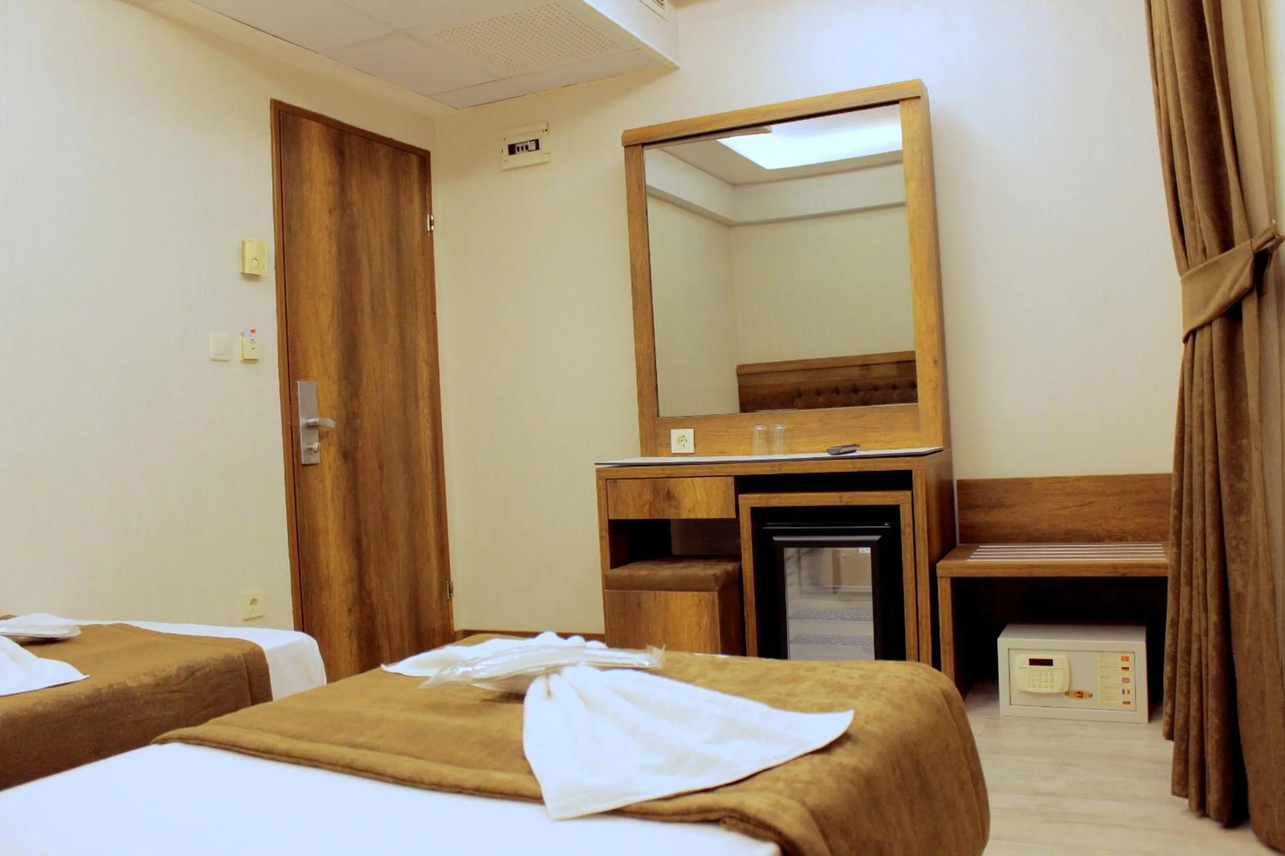 Hotel Buyuk Paris