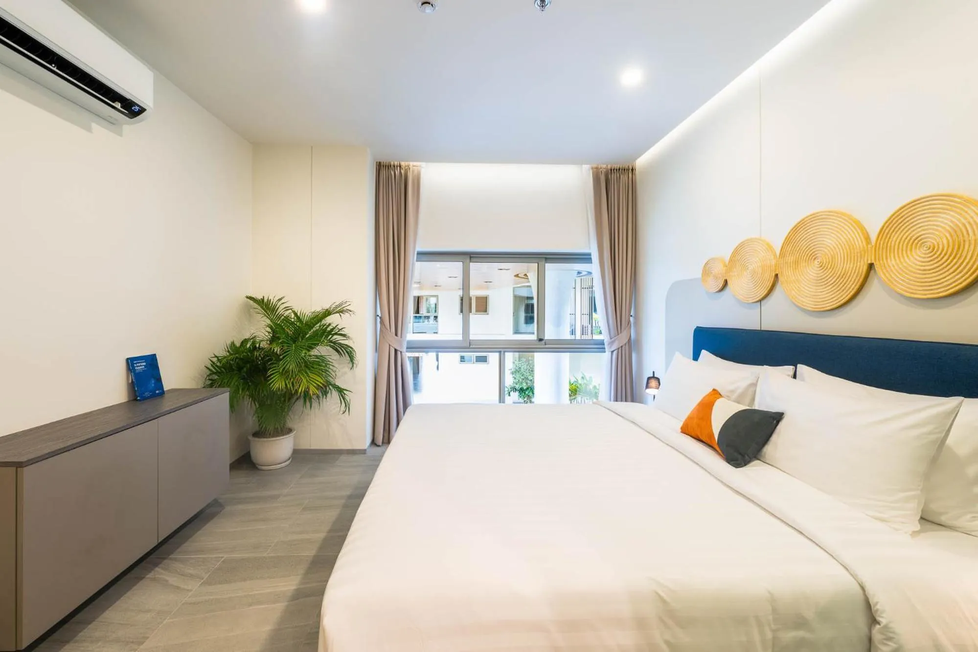 View (from property/room), Bed in HOMA Cherngtalay Phuket