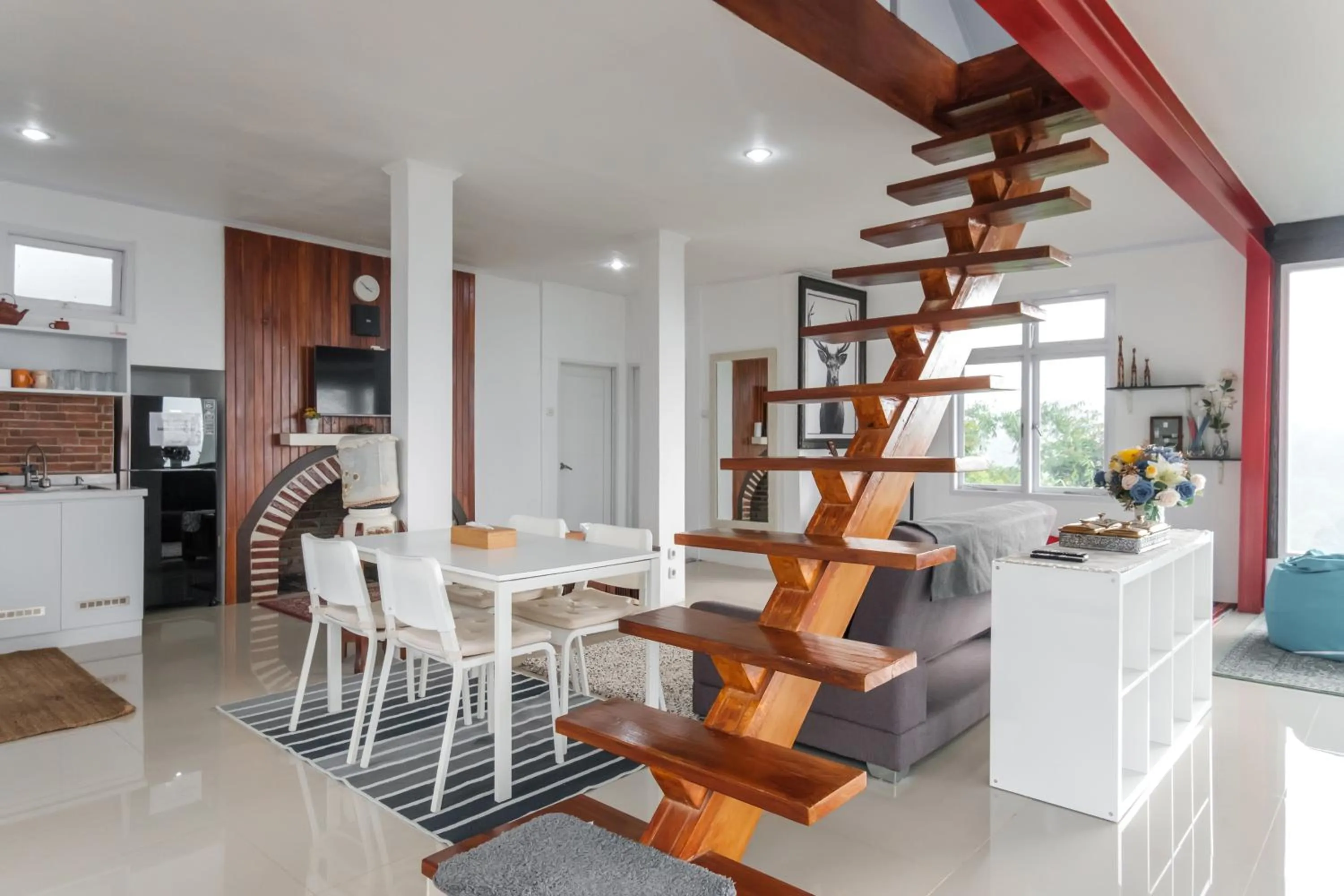 Hilltop Camp, Lembang