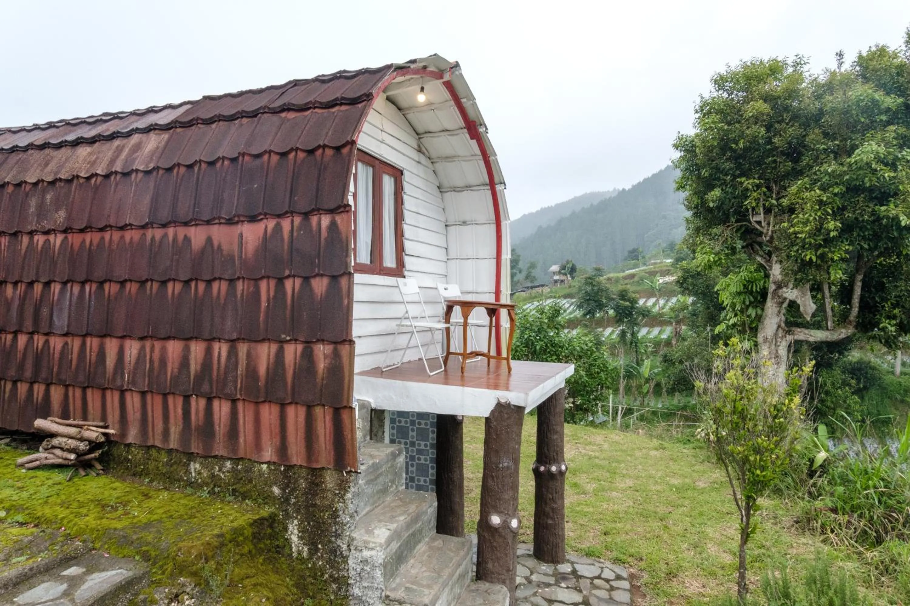 Hilltop Camp, Lembang