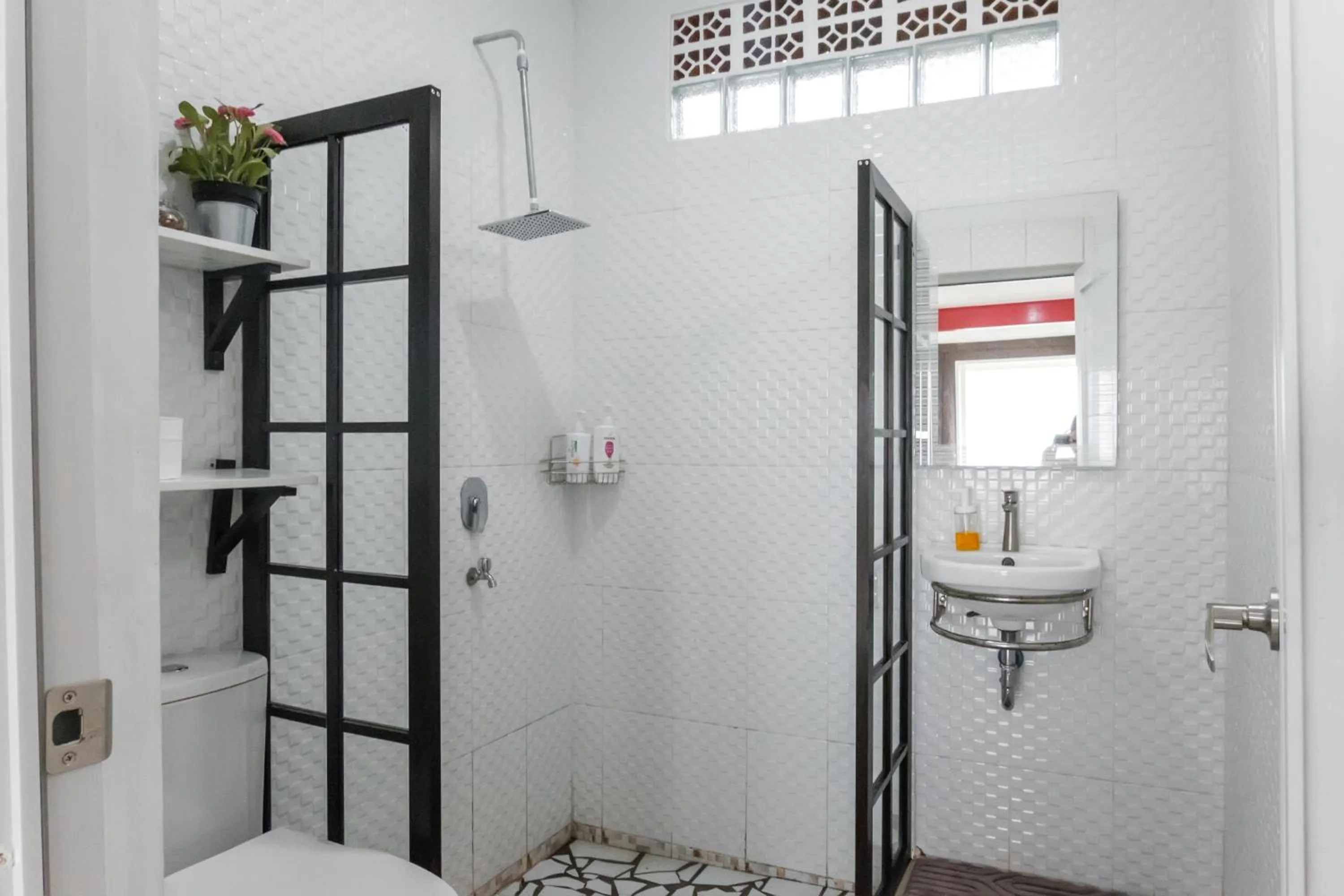 Hilltop Camp, Lembang