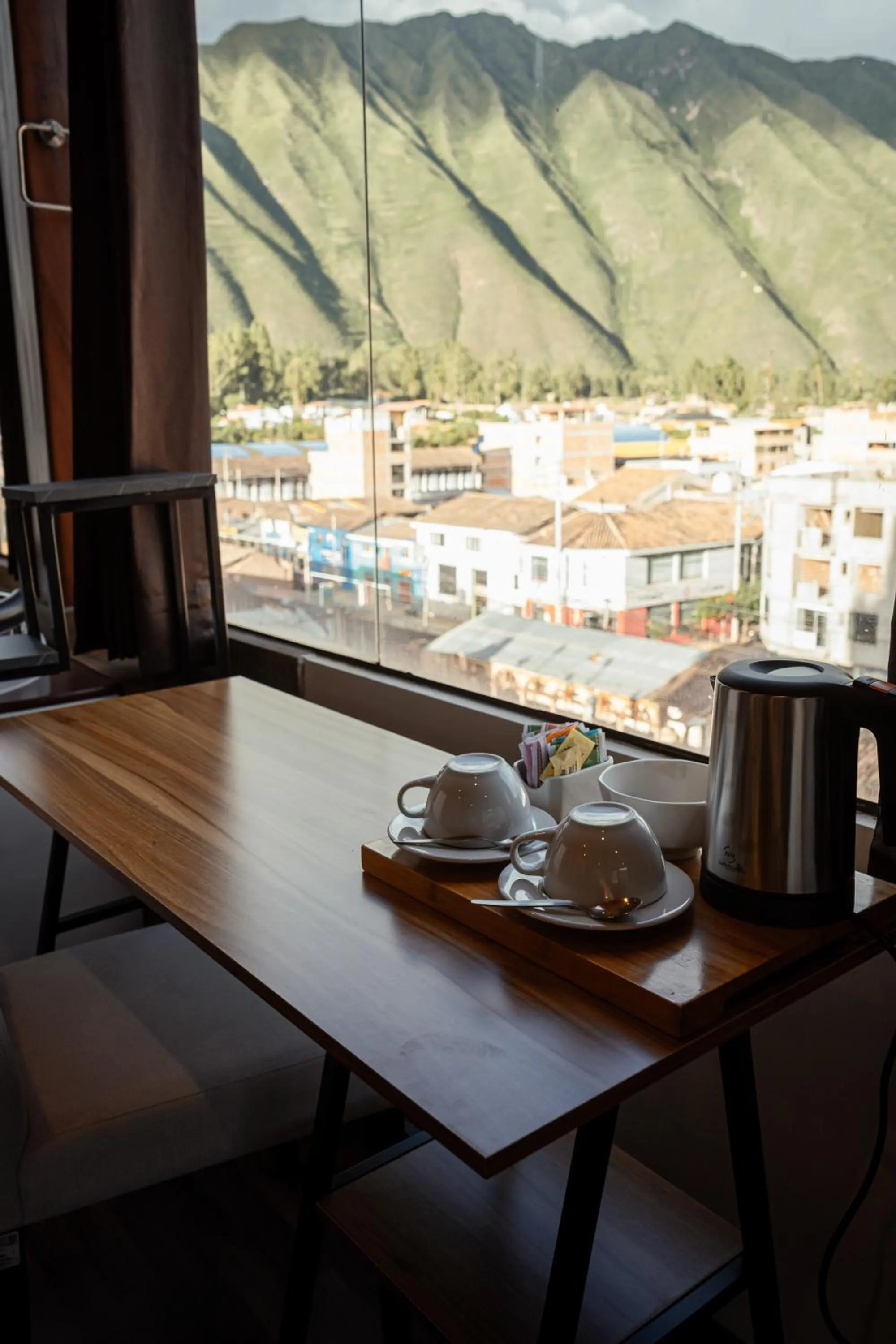 Mountain view in Hotel California Urubamba
