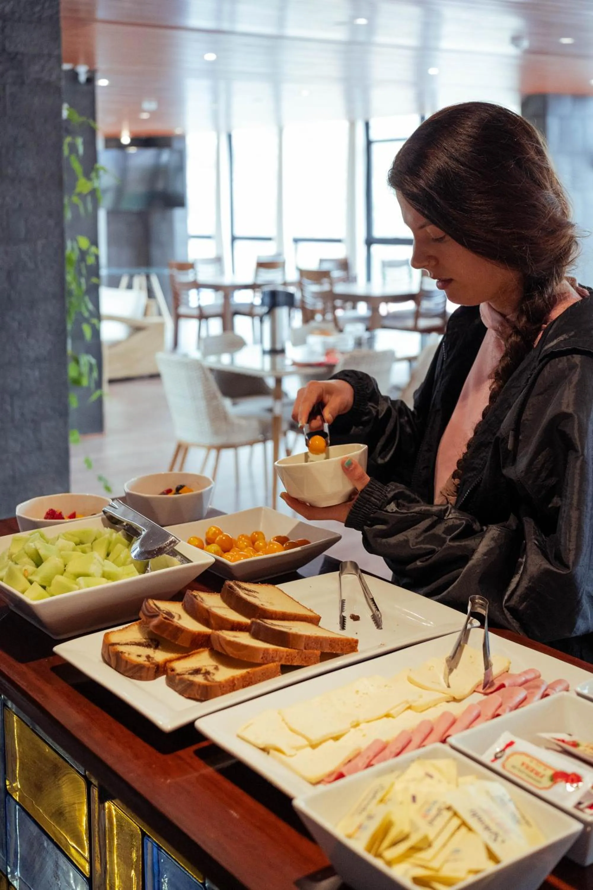Breakfast in Hotel California Urubamba