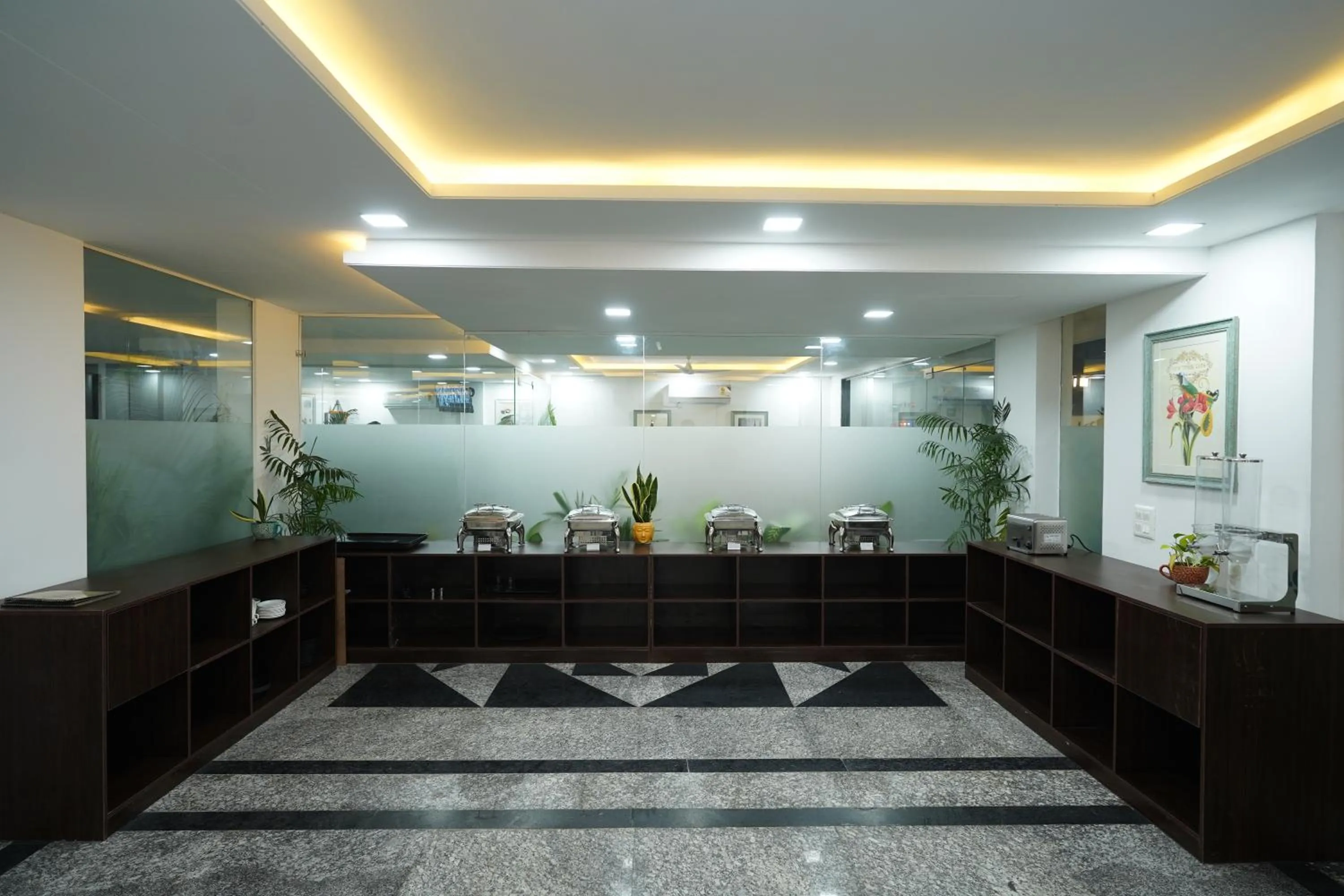 Breakfast in Posh Garden Inn Artemis Hospital Road Gurgaon