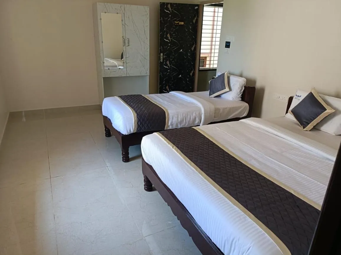 Bed in Hotel Elite Inn